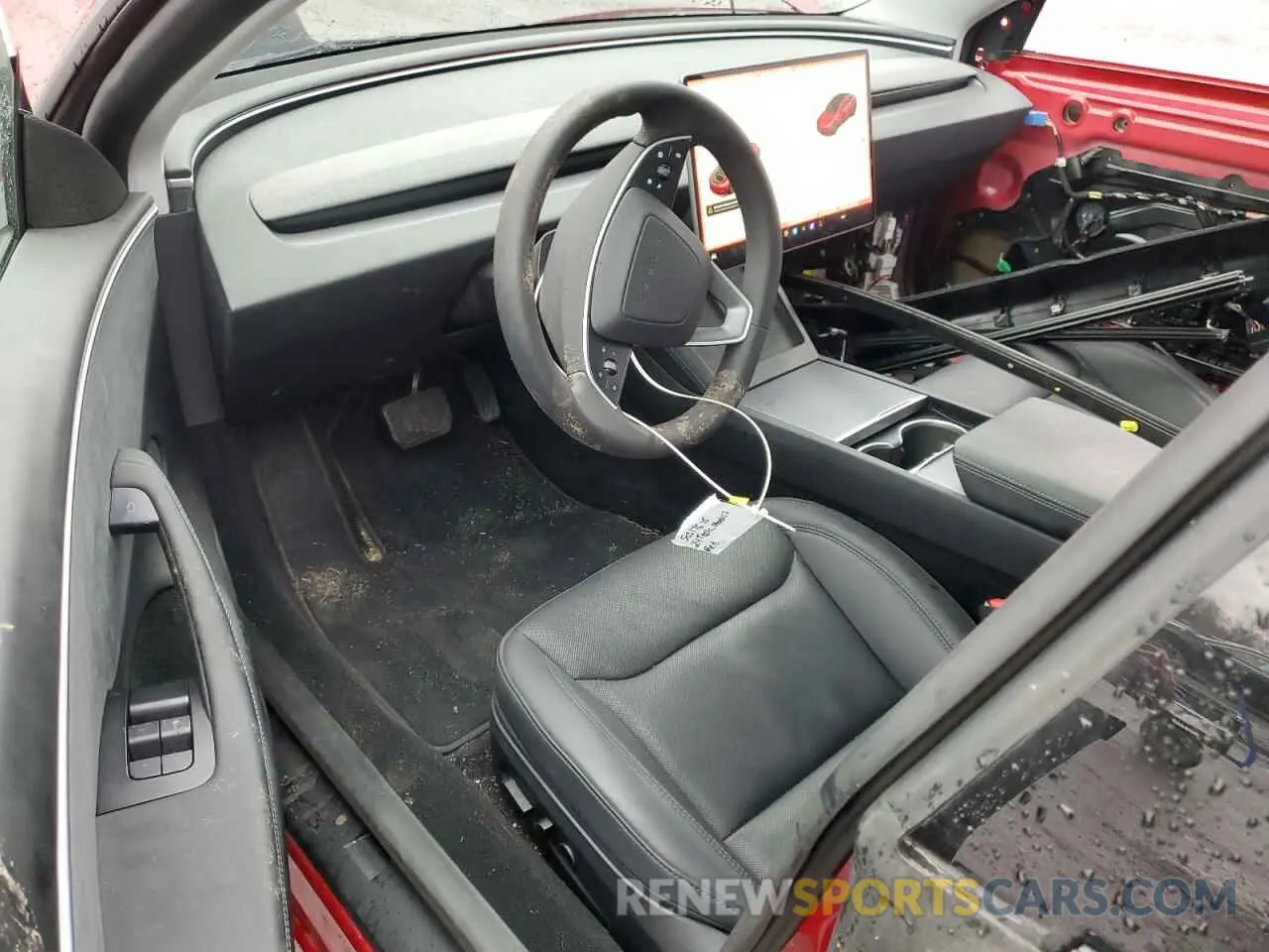 8 Photograph of a damaged car 5YJ3E1EB4RF753687 TESLA MODEL 3 2024