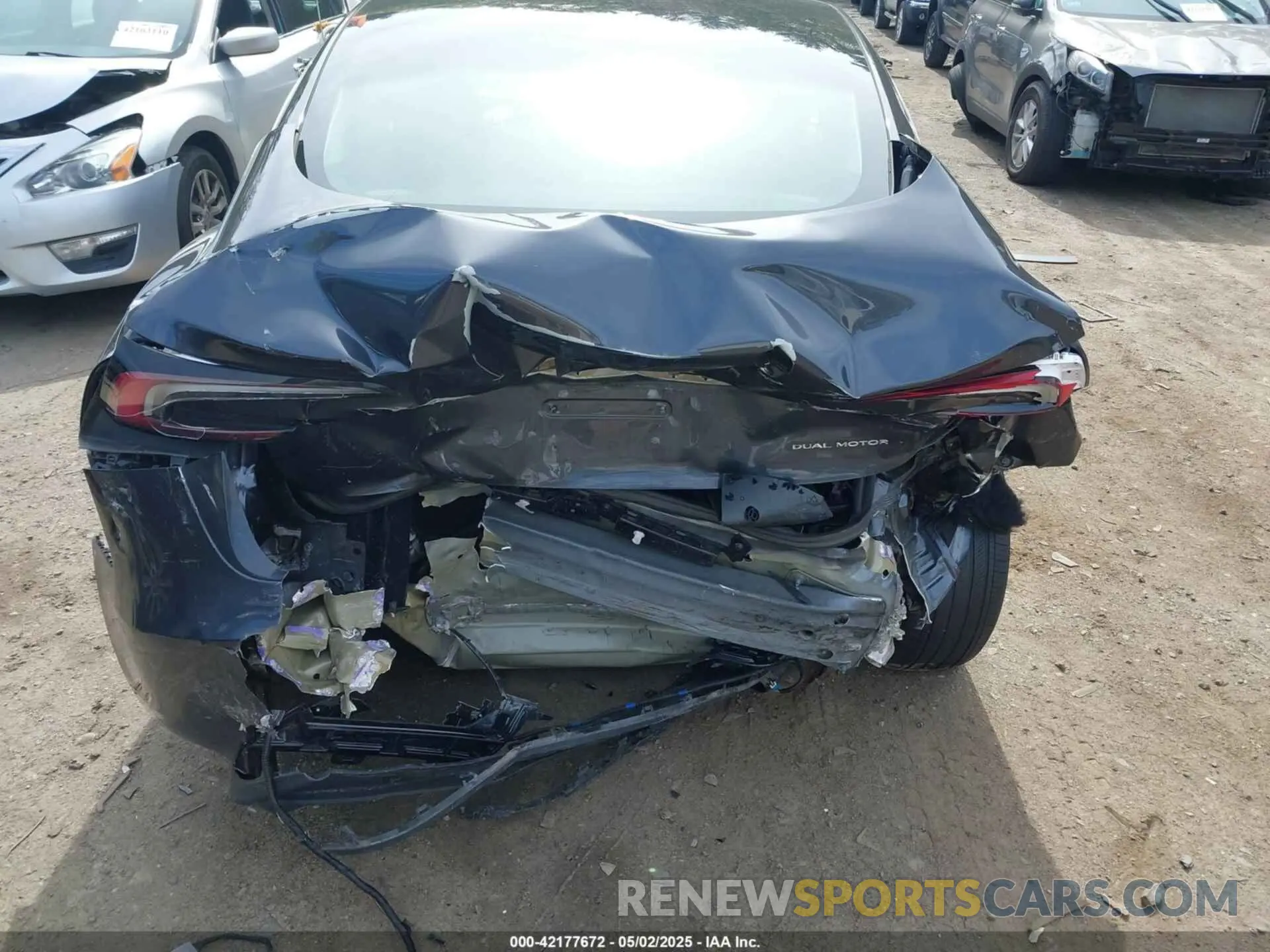 6 Photograph of a damaged car 5YJ3E1EB4RF796636 TESLA MODEL 3 2024