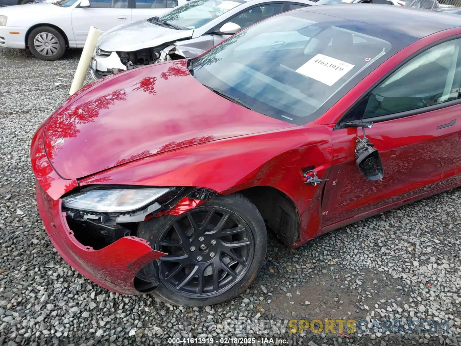 6 Photograph of a damaged car 5YJ3E1EB5RF733965 TESLA MODEL 3 2024