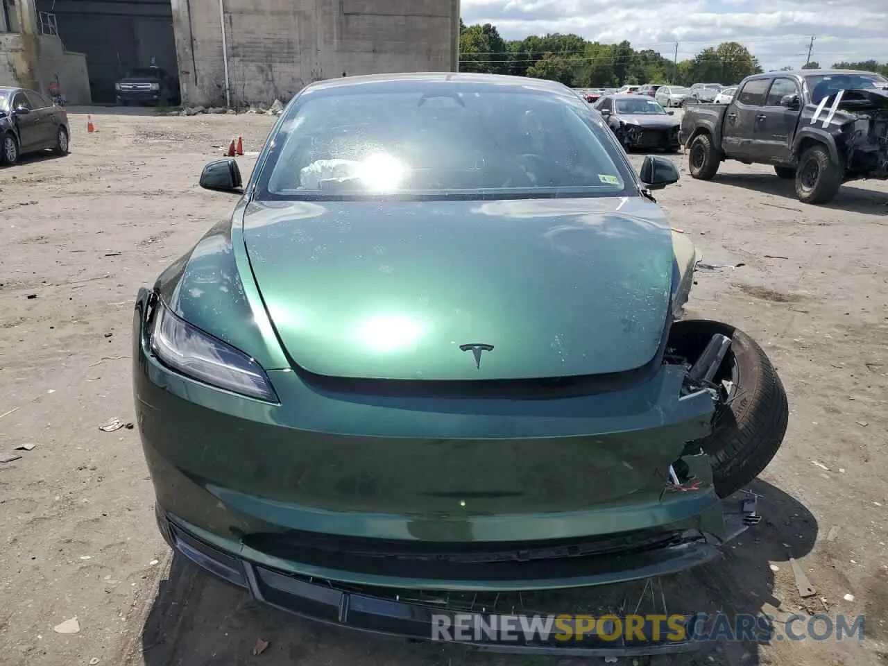 5 Фотография поврежденного автомобиля 5YJ3E1EB5RF737790 TESLA MODEL 3 2024