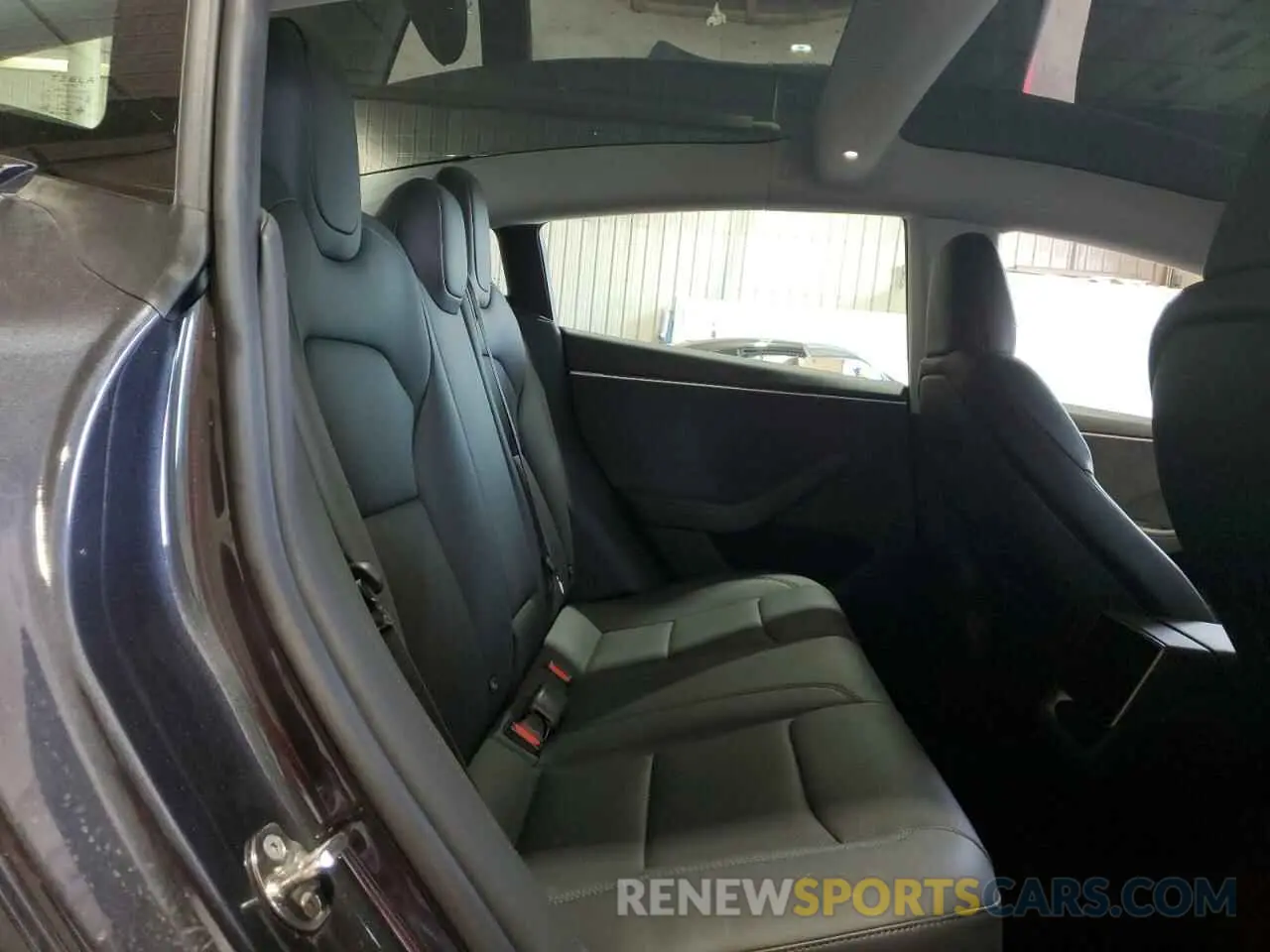 10 Photograph of a damaged car 5YJ3E1EB5RF741080 TESLA MODEL 3 2024