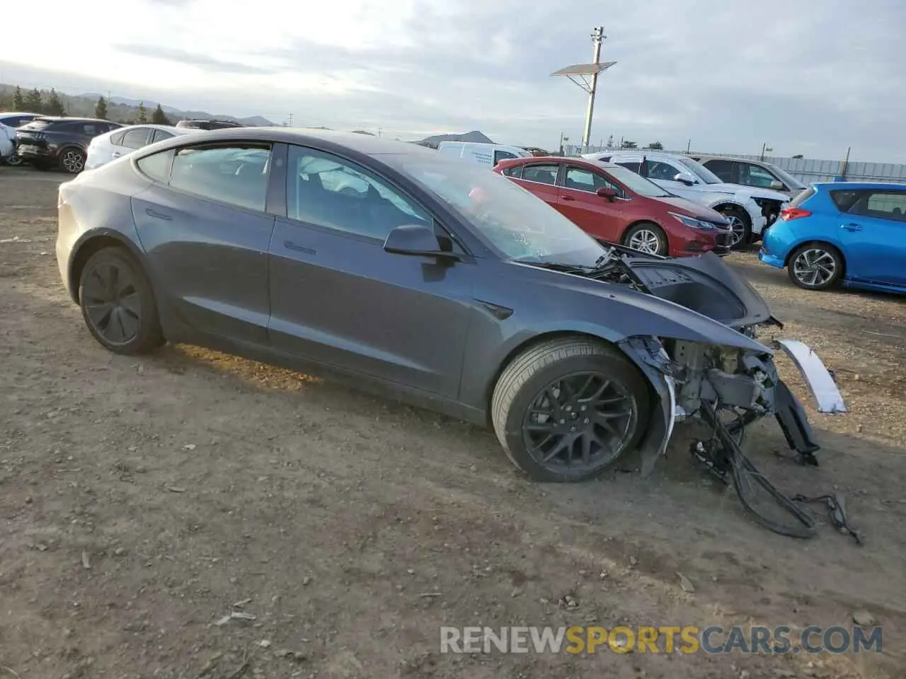4 Фотография поврежденного автомобиля 5YJ3E1EB5RF753911 TESLA MODEL 3 2024