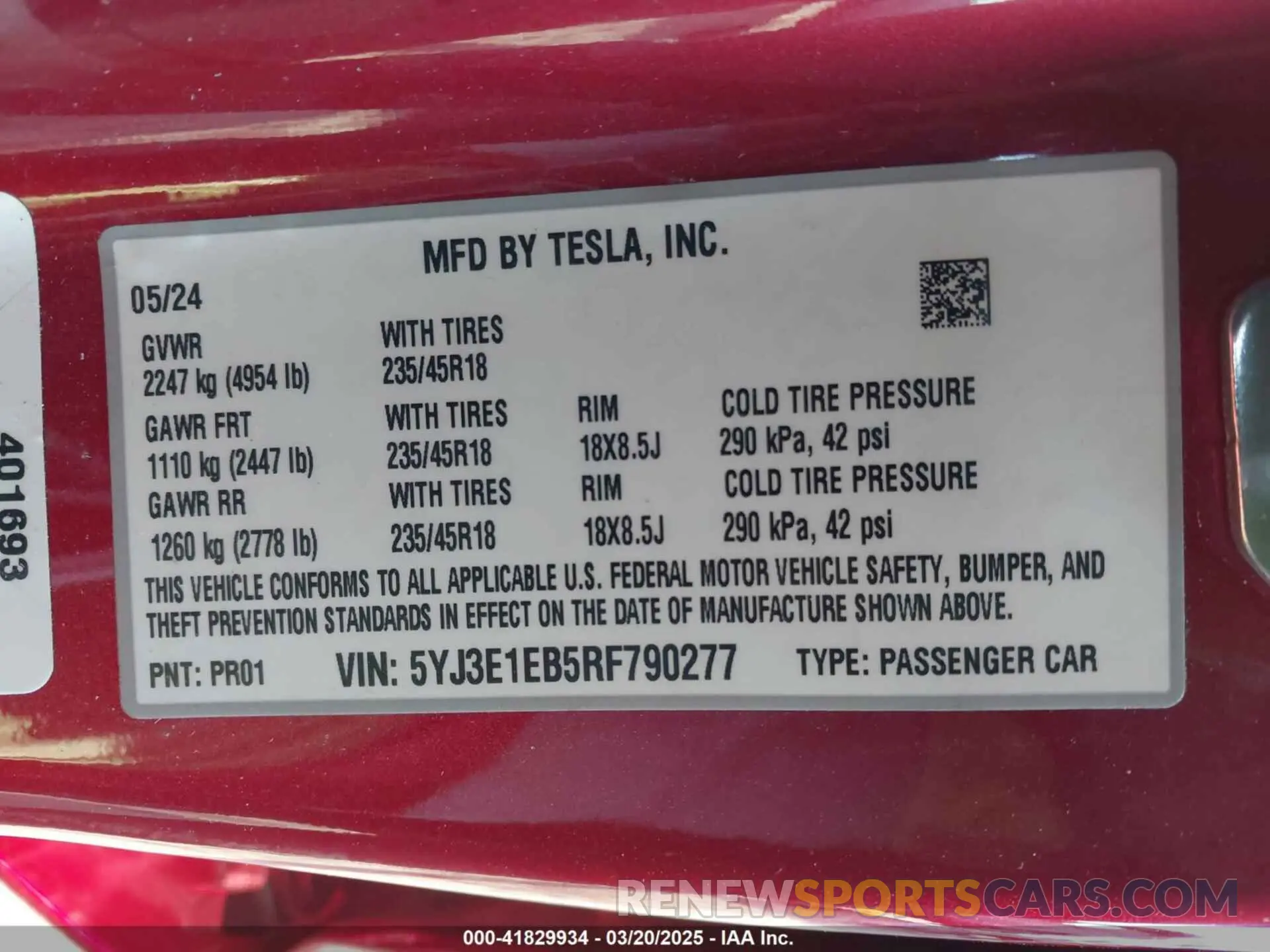 9 Photograph of a damaged car 5YJ3E1EB5RF790277 TESLA MODEL 3 2024