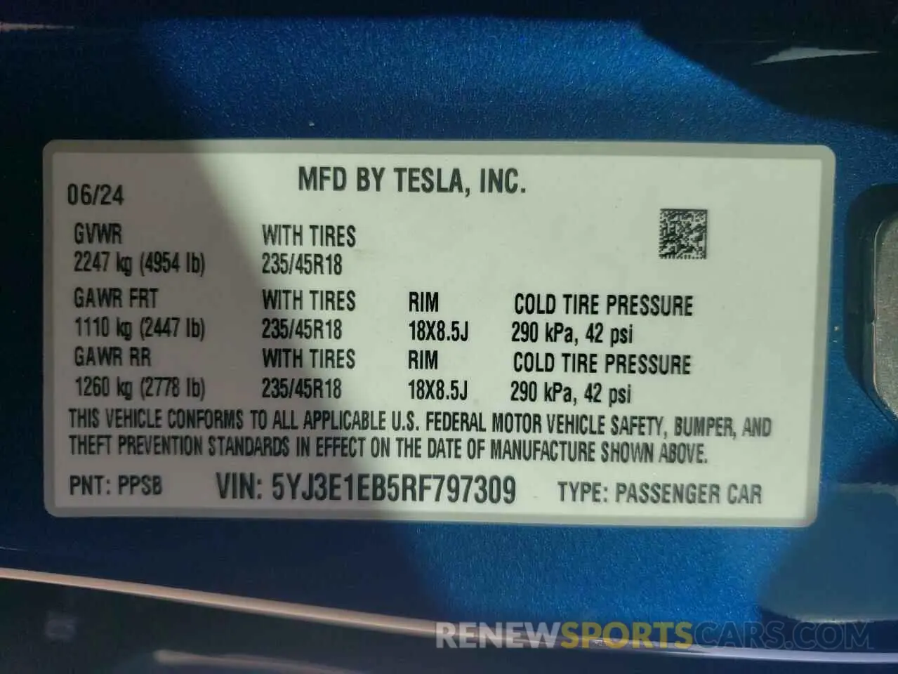 12 Фотография поврежденного автомобиля 5YJ3E1EB5RF797309 TESLA MODEL 3 2024