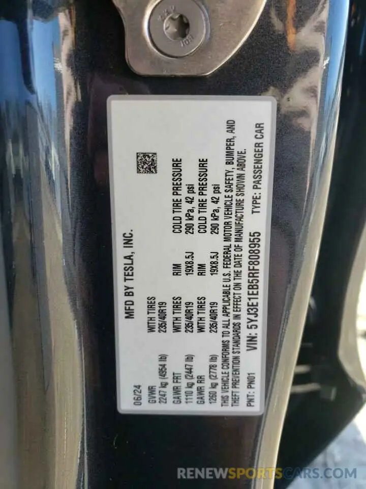 13 Photograph of a damaged car 5YJ3E1EB5RF808955 TESLA MODEL 3 2024