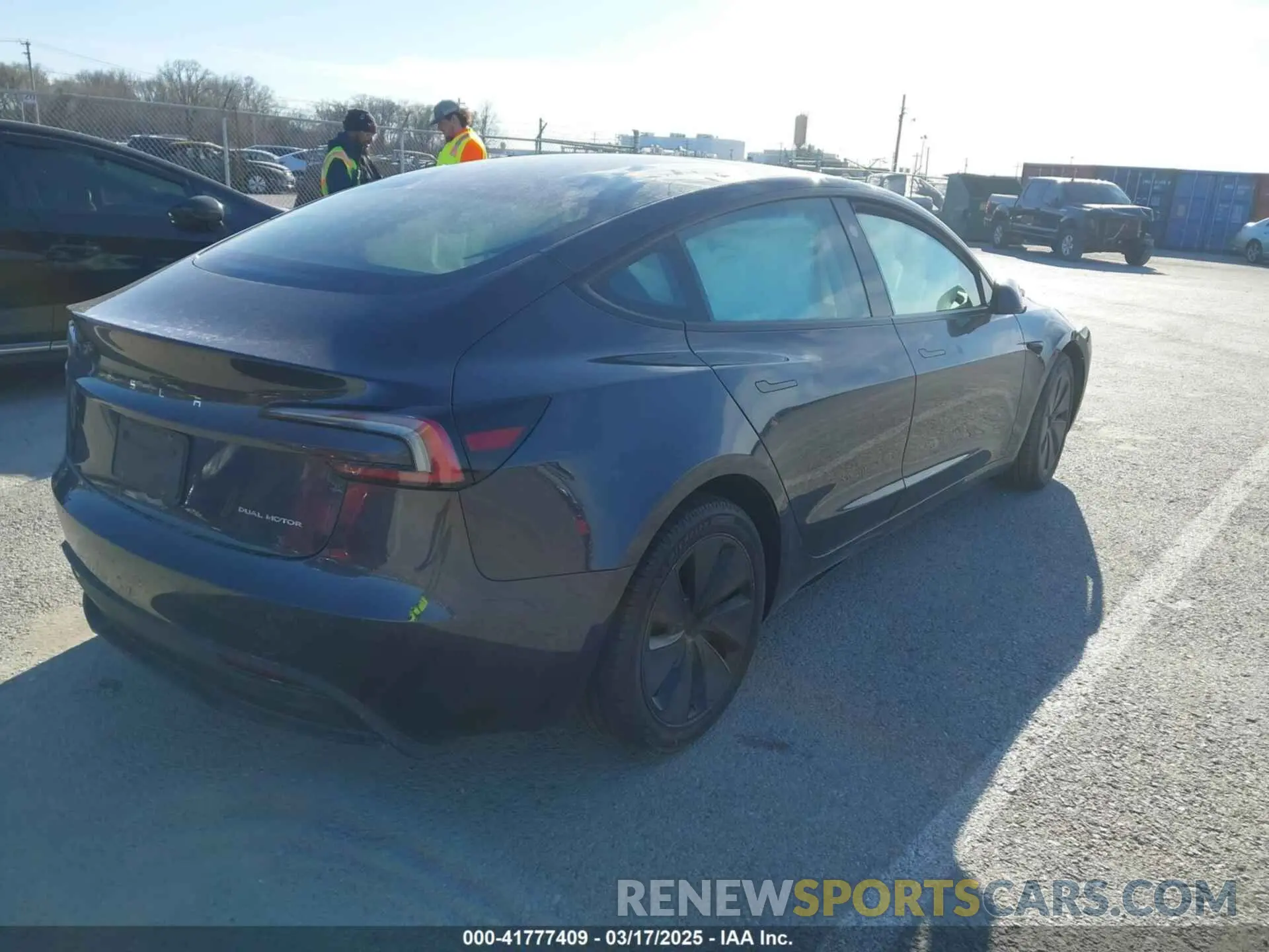 4 Фотография поврежденного автомобиля 5YJ3E1EB6RF722229 TESLA MODEL 3 2024