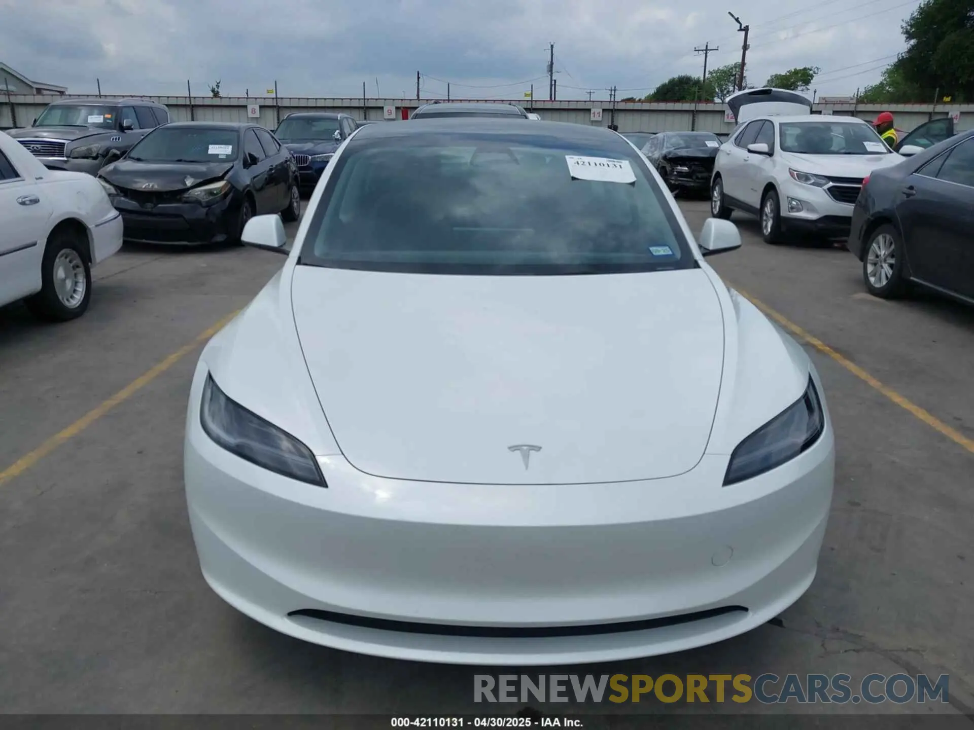 12 Photograph of a damaged car 5YJ3E1EB6RF795164 TESLA MODEL 3 2024