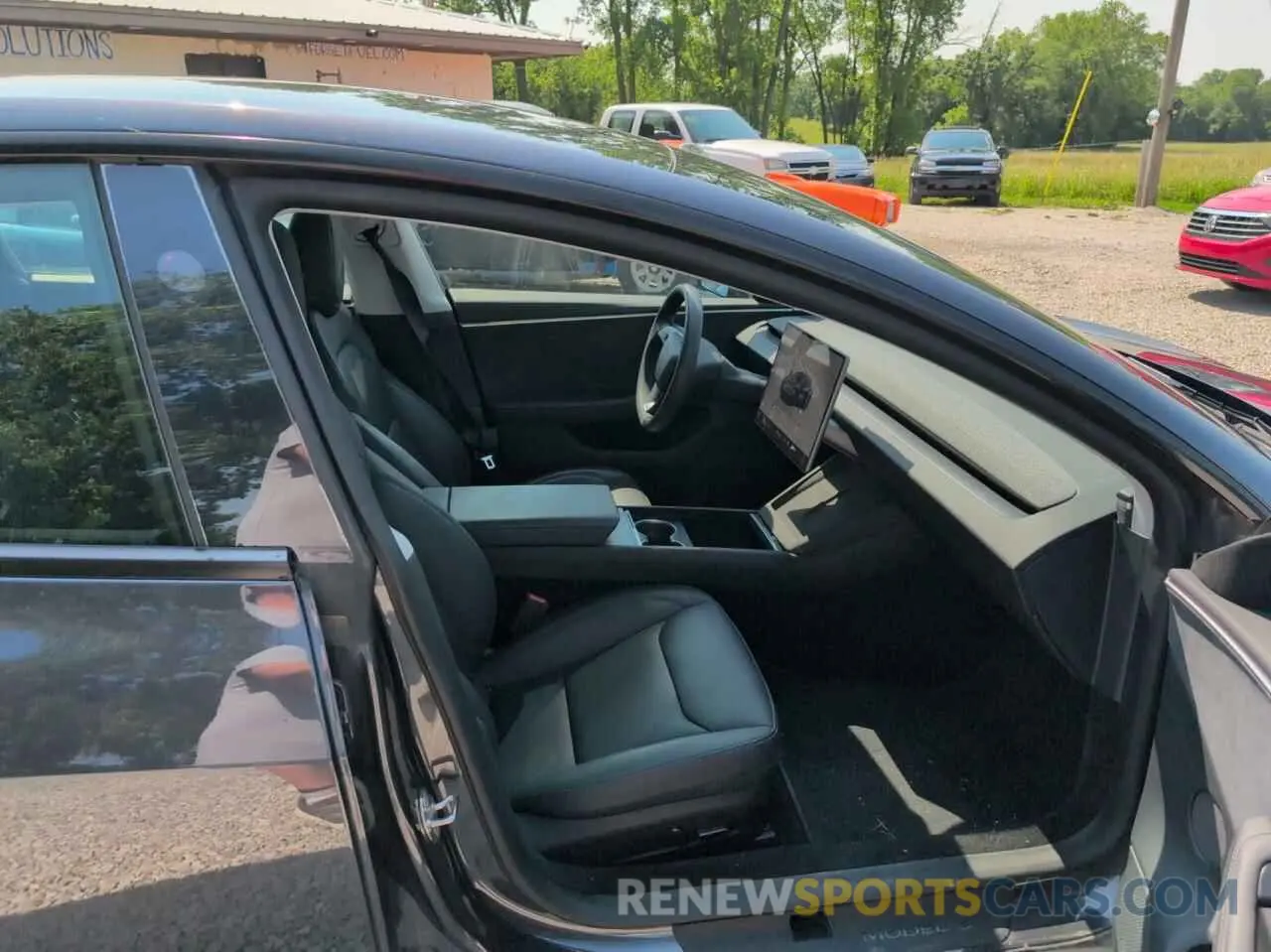 5 Photograph of a damaged car 5YJ3E1EB6RF796279 TESLA MODEL 3 2024