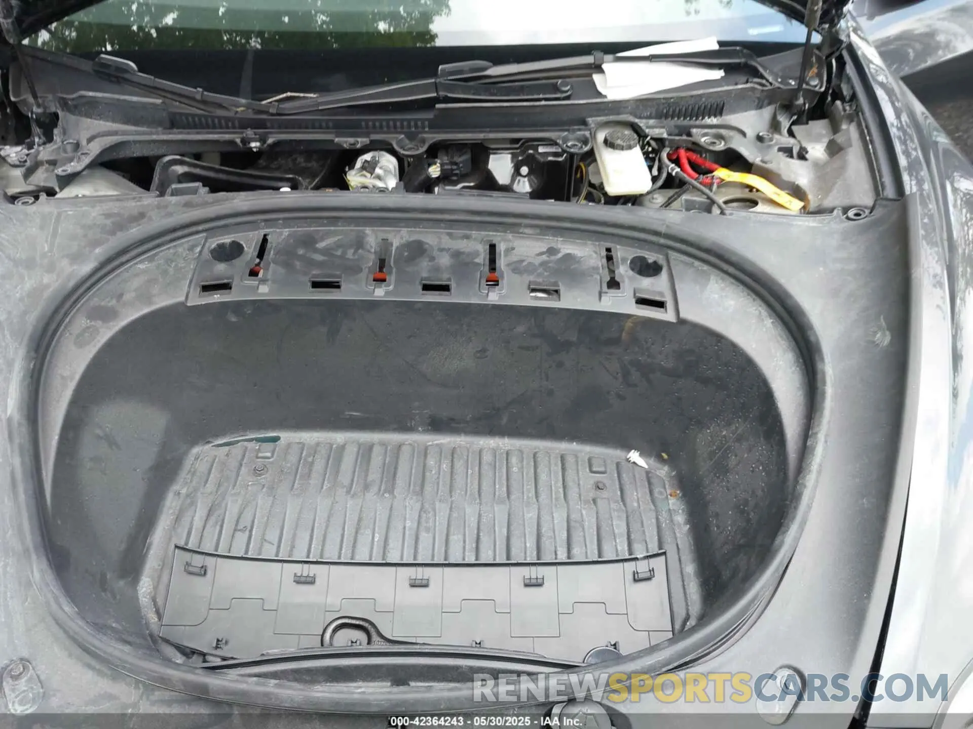 10 Photograph of a damaged car 5YJ3E1EB6RF830852 TESLA MODEL 3 2024