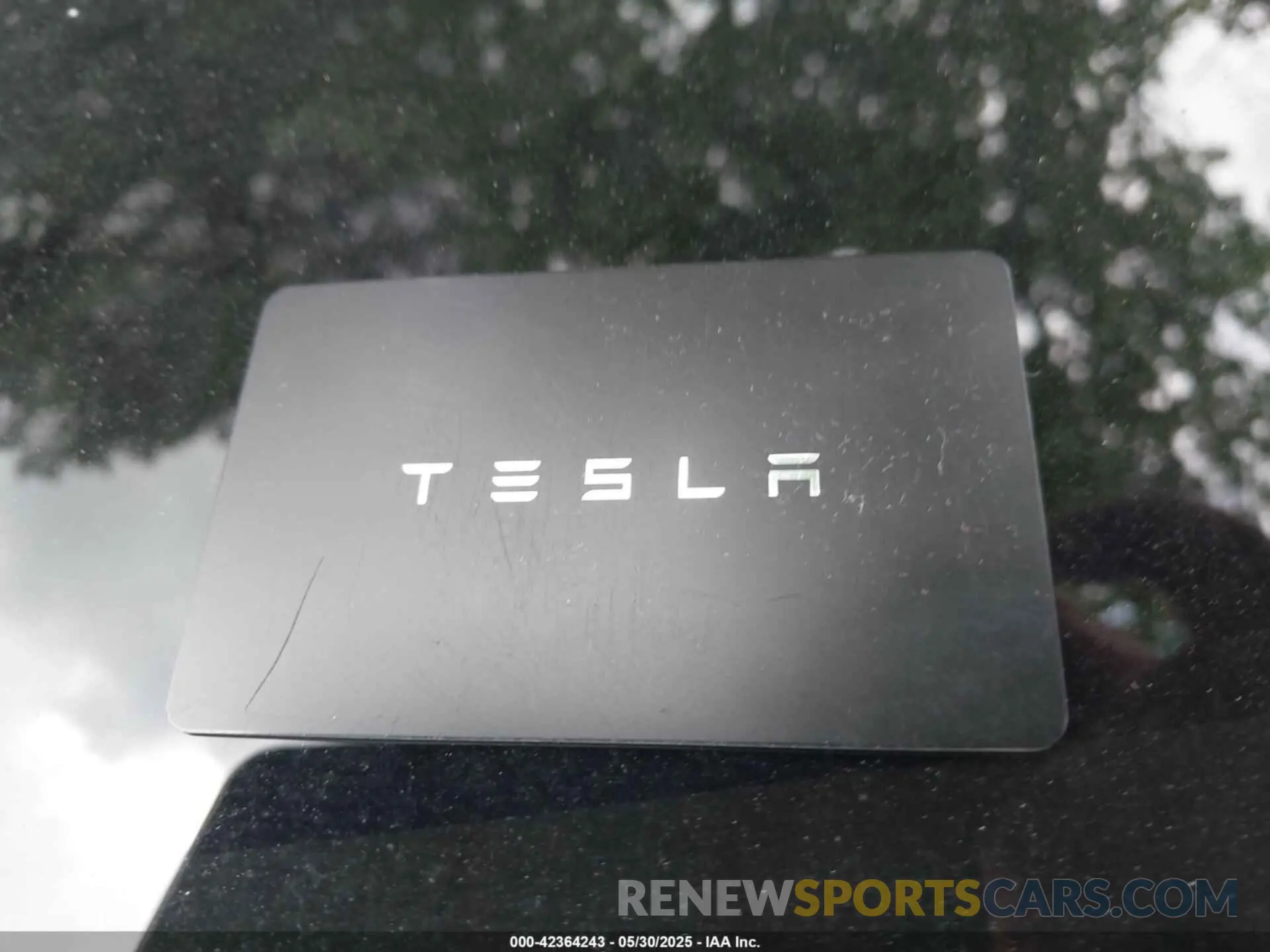 11 Photograph of a damaged car 5YJ3E1EB6RF830852 TESLA MODEL 3 2024