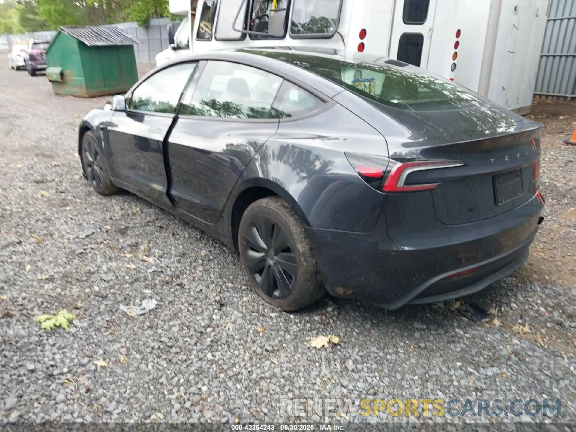 3 Photograph of a damaged car 5YJ3E1EB6RF830852 TESLA MODEL 3 2024