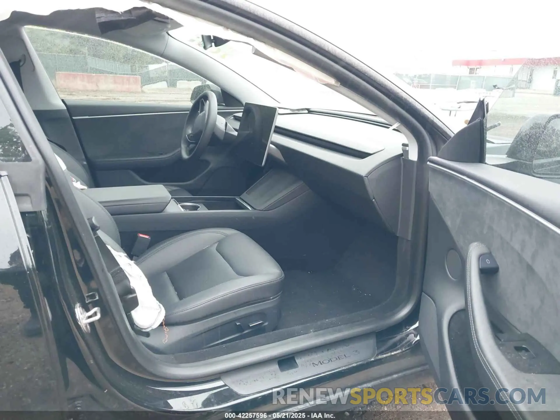 5 Фотография поврежденного автомобиля 5YJ3E1EB7RF717234 TESLA MODEL 3 2024