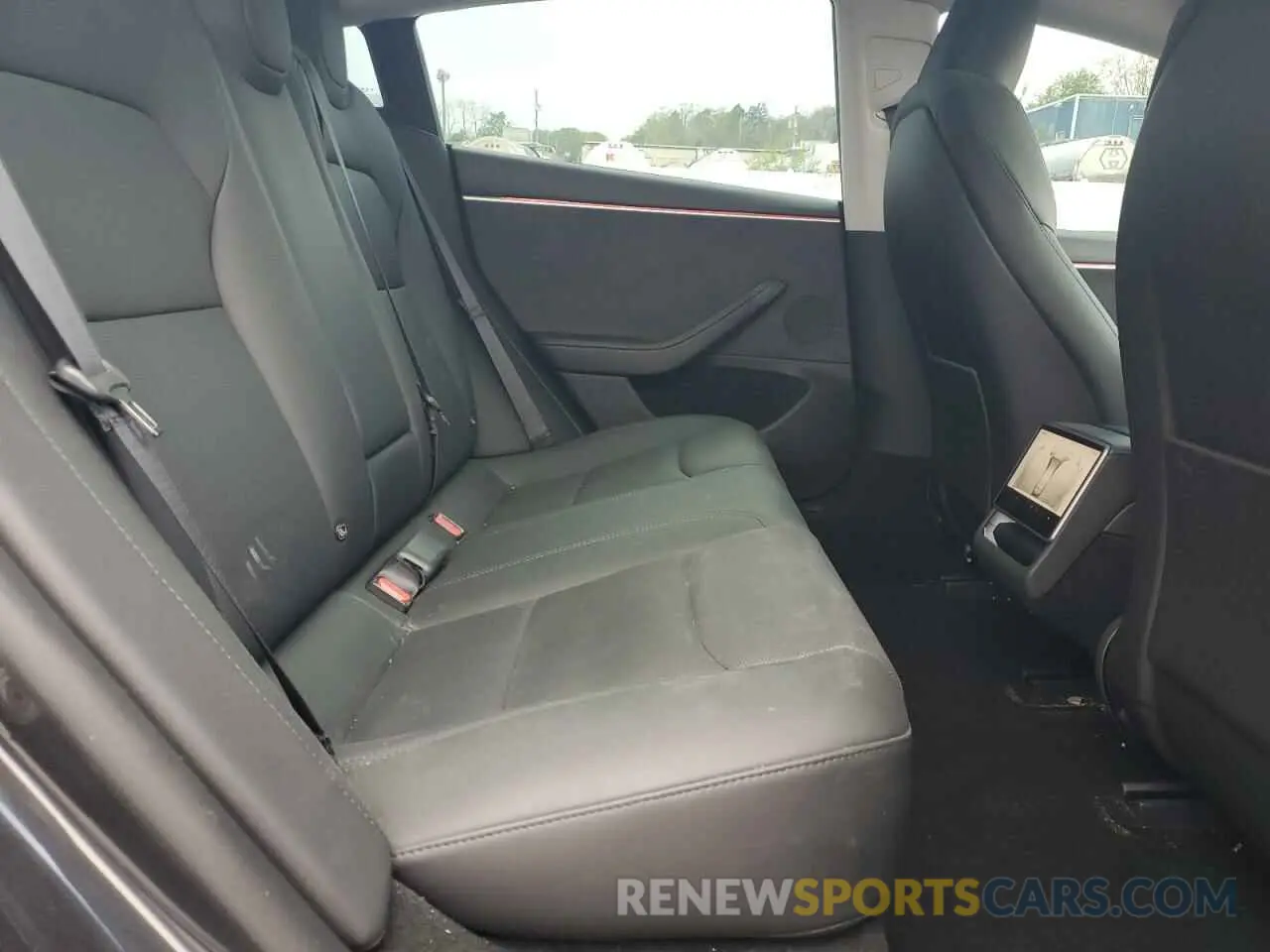 10 Фотография поврежденного автомобиля 5YJ3E1EB7RF730372 TESLA MODEL 3 2024