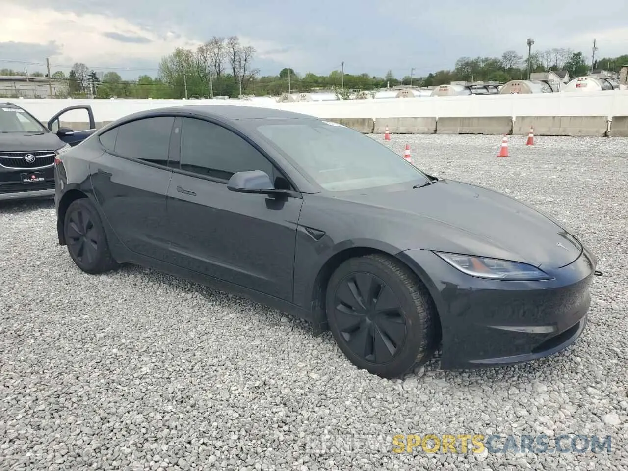 4 Фотография поврежденного автомобиля 5YJ3E1EB7RF730372 TESLA MODEL 3 2024