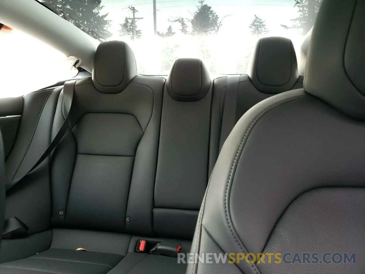 10 Photograph of a damaged car 5YJ3E1EB7RF731778 TESLA MODEL 3 2024