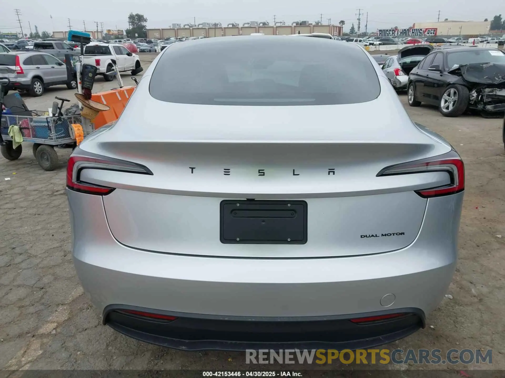 16 Фотография поврежденного автомобиля 5YJ3E1EB7RF754672 TESLA MODEL 3 2024