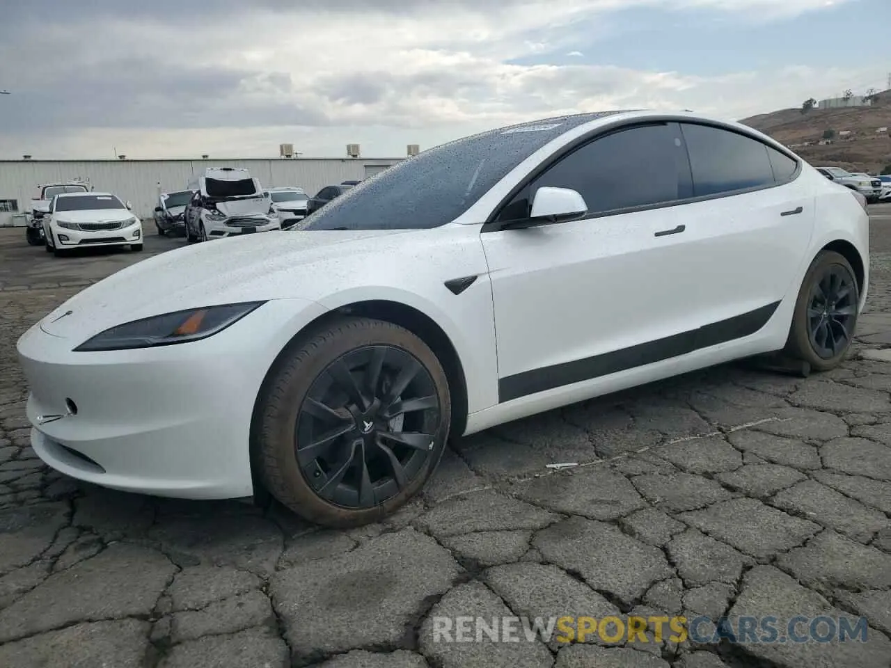 1 Photograph of a damaged car 5YJ3E1EB8RF729148 TESLA MODEL 3 2024