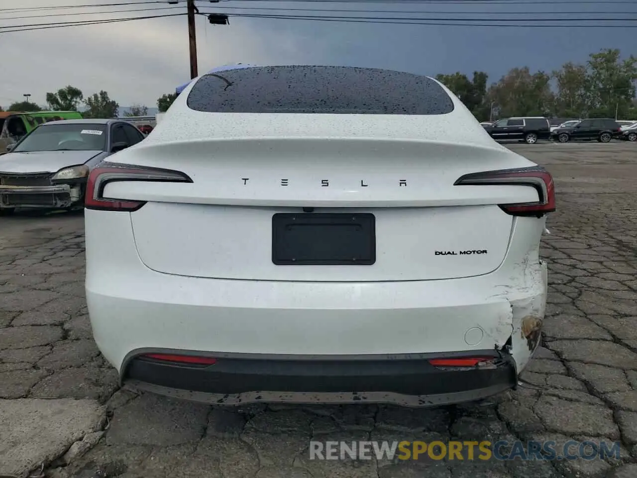 6 Photograph of a damaged car 5YJ3E1EB8RF729148 TESLA MODEL 3 2024