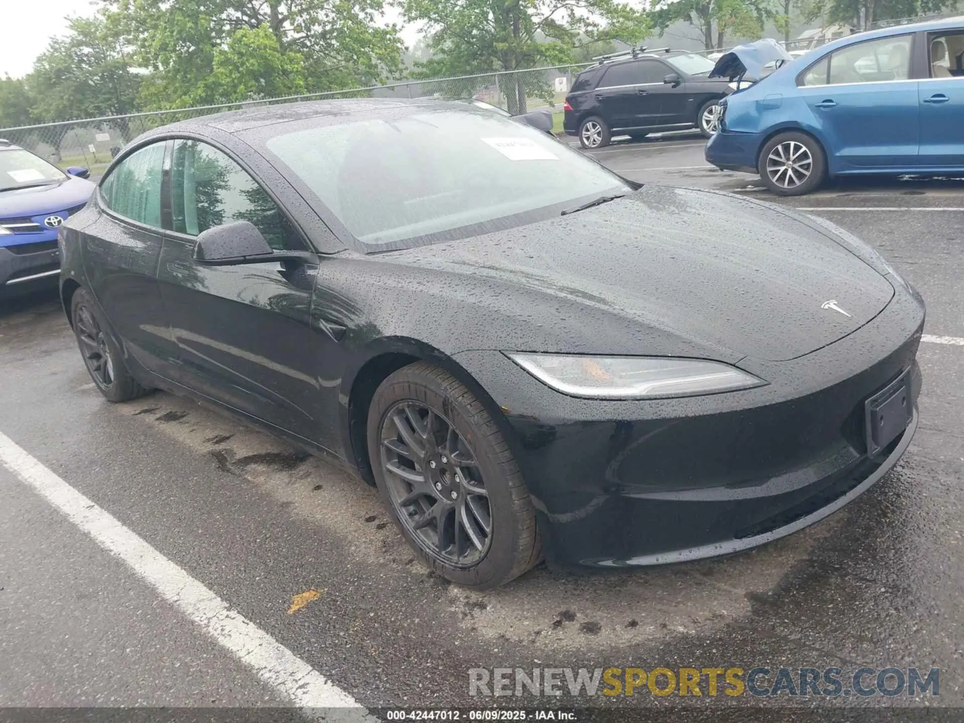 1 Photograph of a damaged car 5YJ3E1EB8RF733782 TESLA MODEL 3 2024