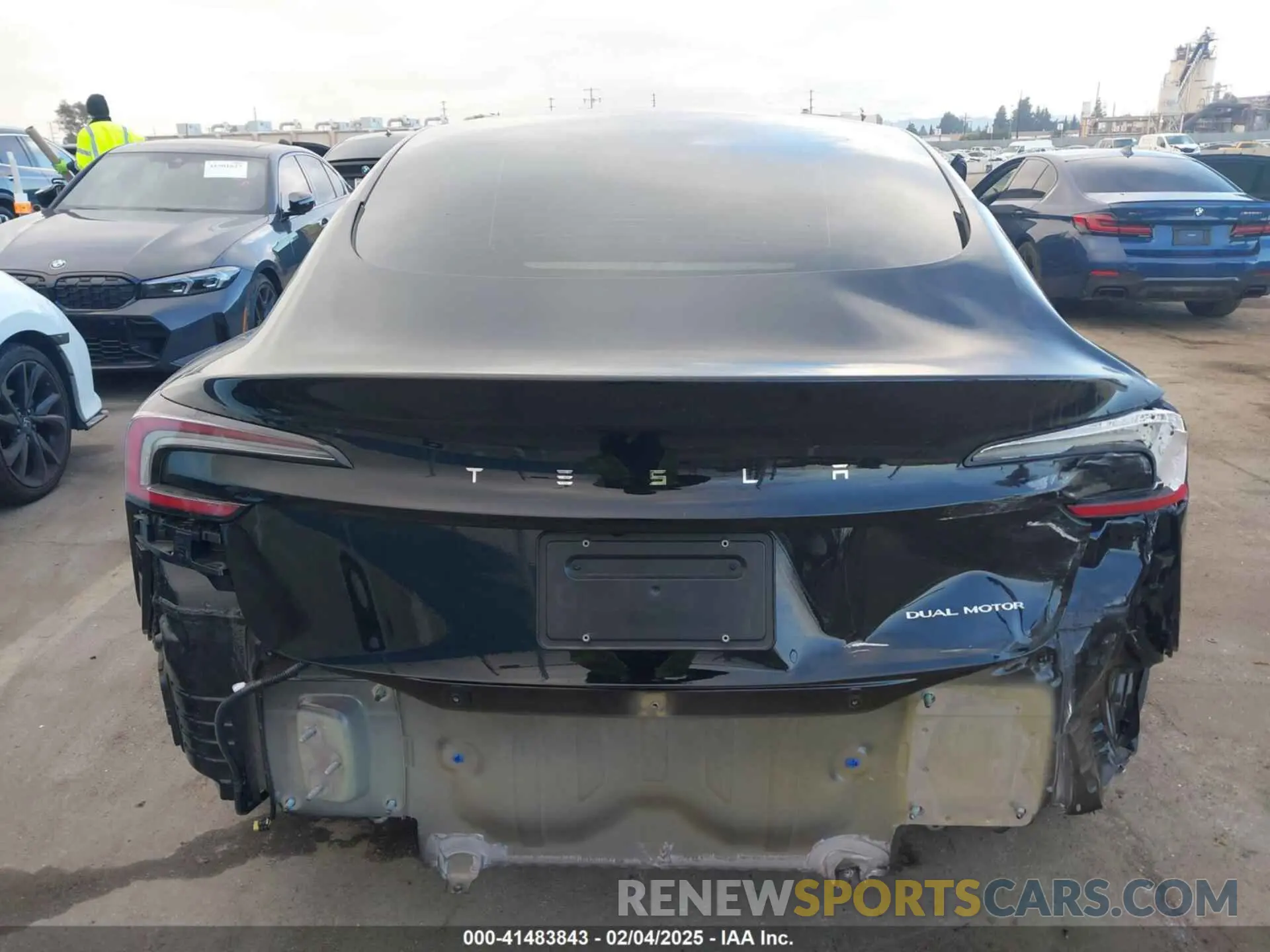 17 Photograph of a damaged car 5YJ3E1EB8RF789477 TESLA MODEL 3 2024