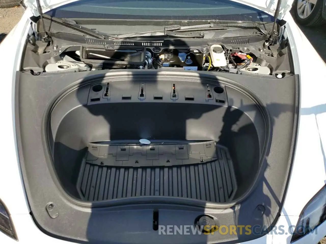 11 Photograph of a damaged car 5YJ3E1EB8RF797336 TESLA MODEL 3 2024