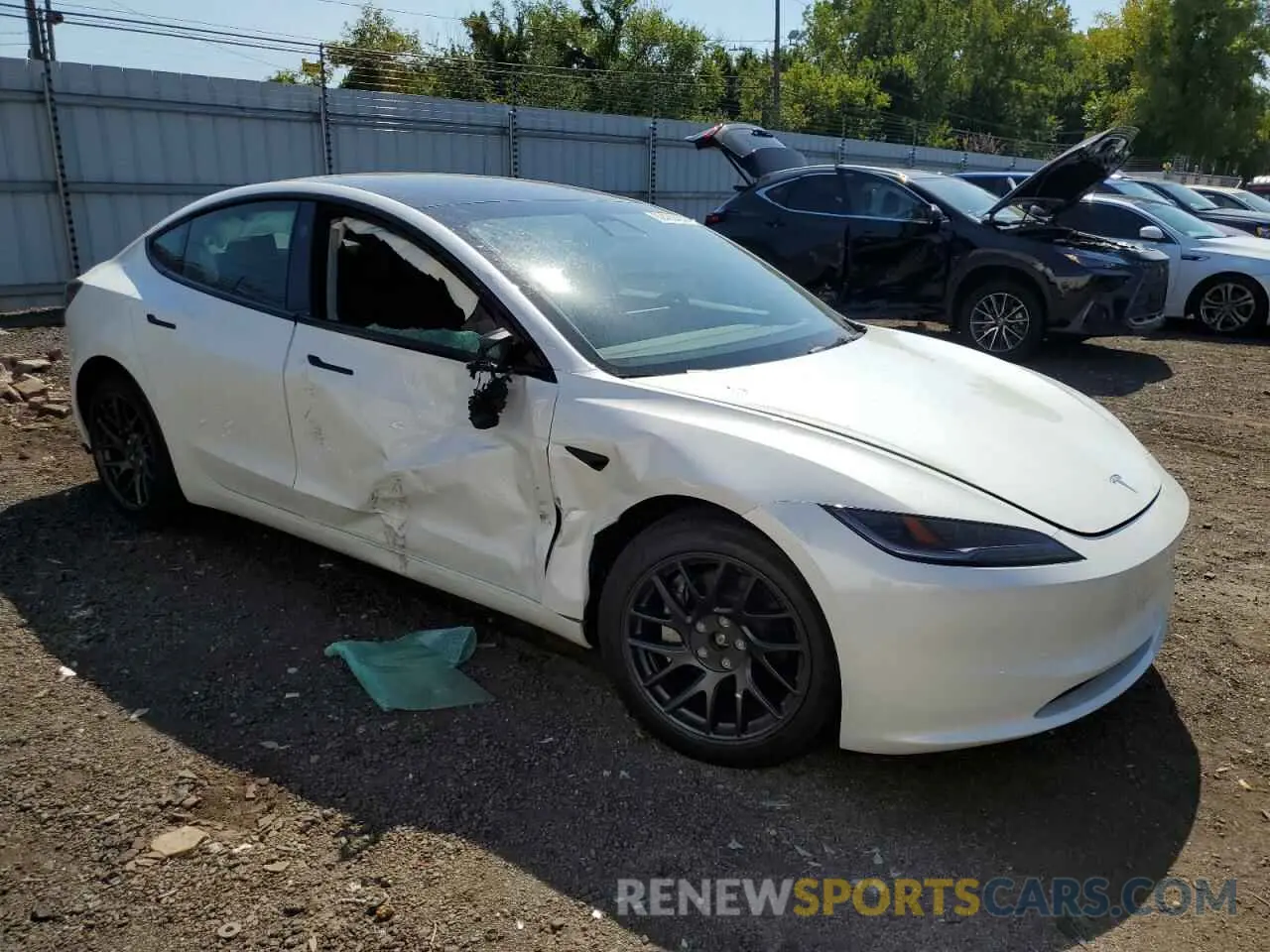 4 Photograph of a damaged car 5YJ3E1EB8RF797336 TESLA MODEL 3 2024