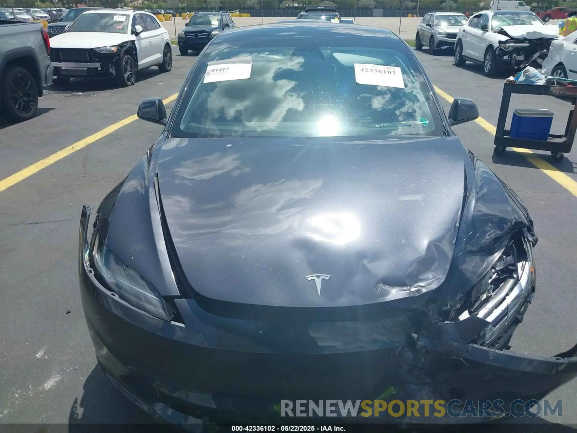 11 Photograph of a damaged car 5YJ3E1EB8RF797501 TESLA MODEL 3 2024