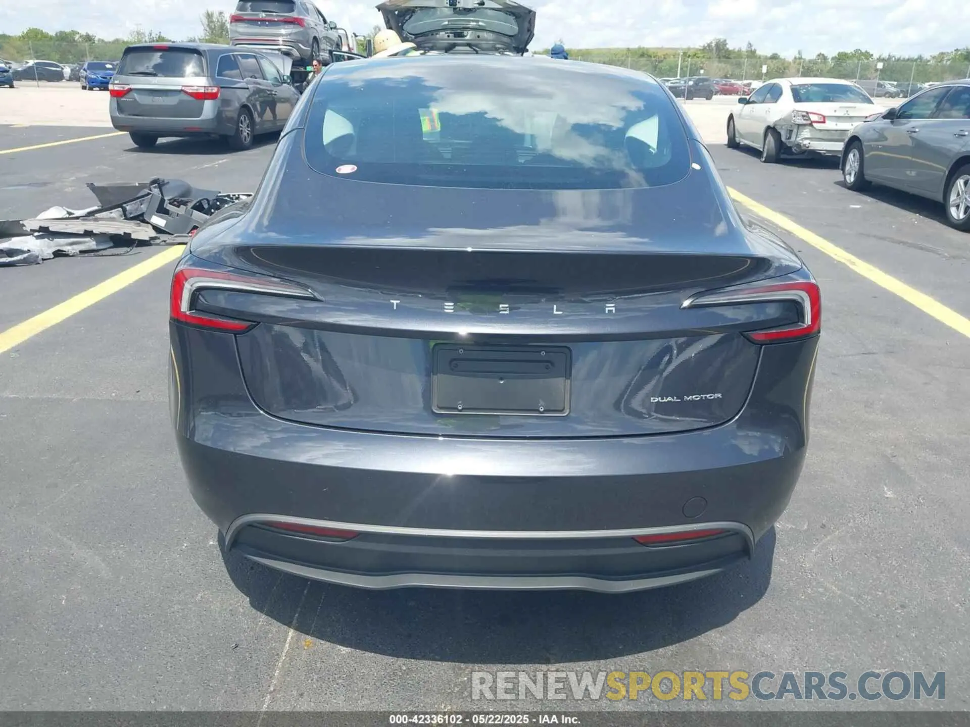 15 Photograph of a damaged car 5YJ3E1EB8RF797501 TESLA MODEL 3 2024