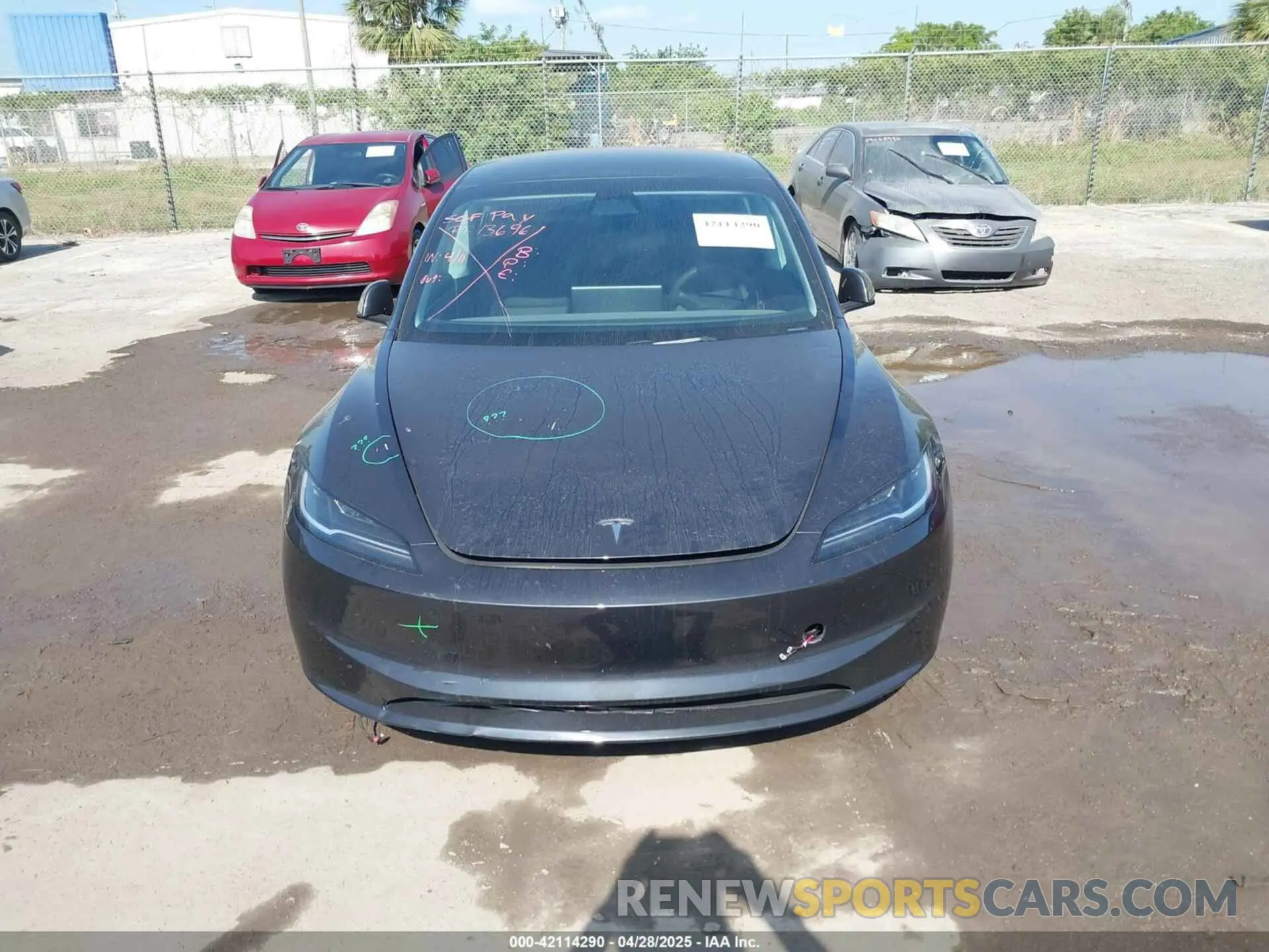 12 Photograph of a damaged car 5YJ3E1EB8RF819237 TESLA MODEL 3 2024