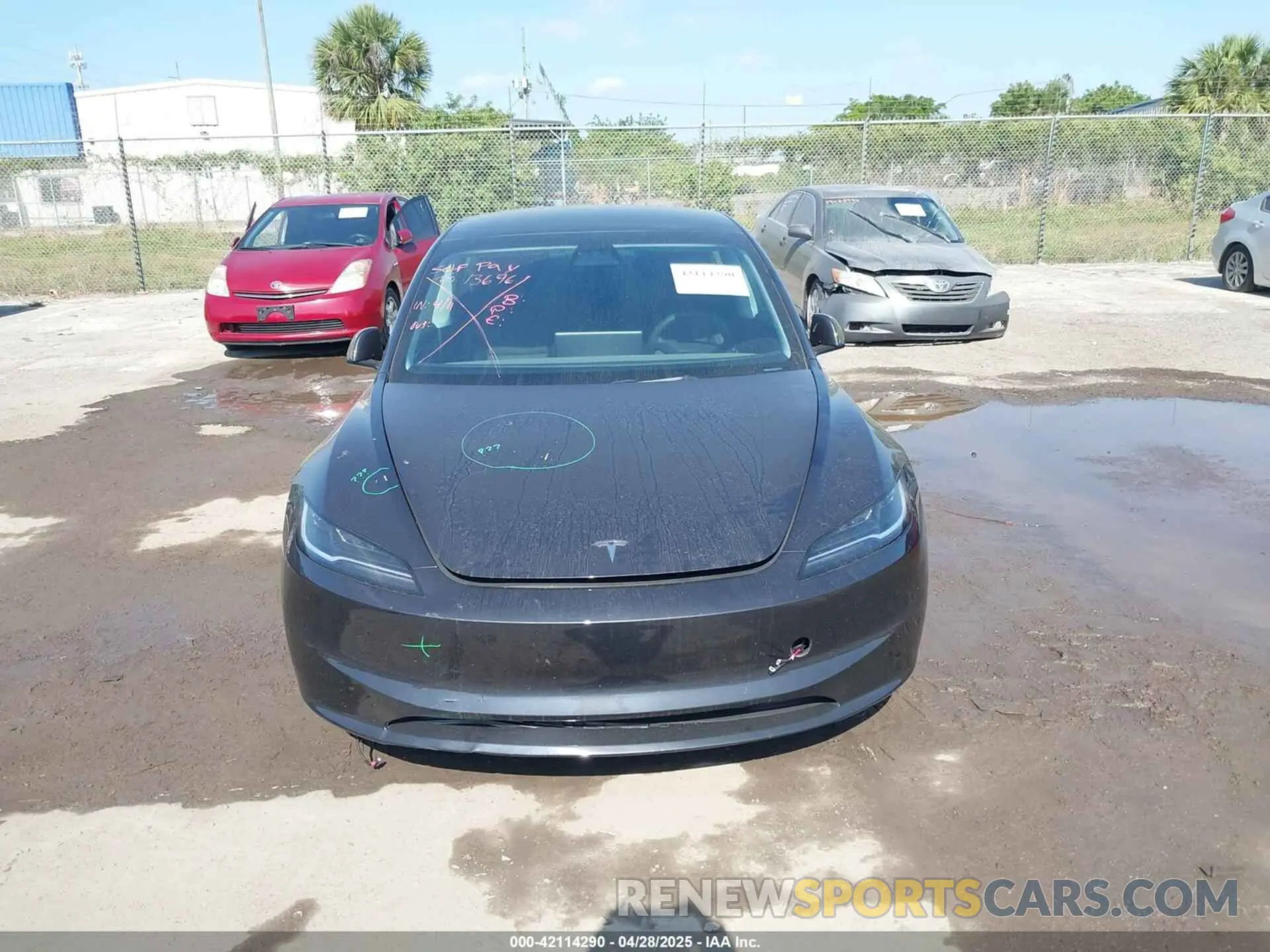 6 Photograph of a damaged car 5YJ3E1EB8RF819237 TESLA MODEL 3 2024