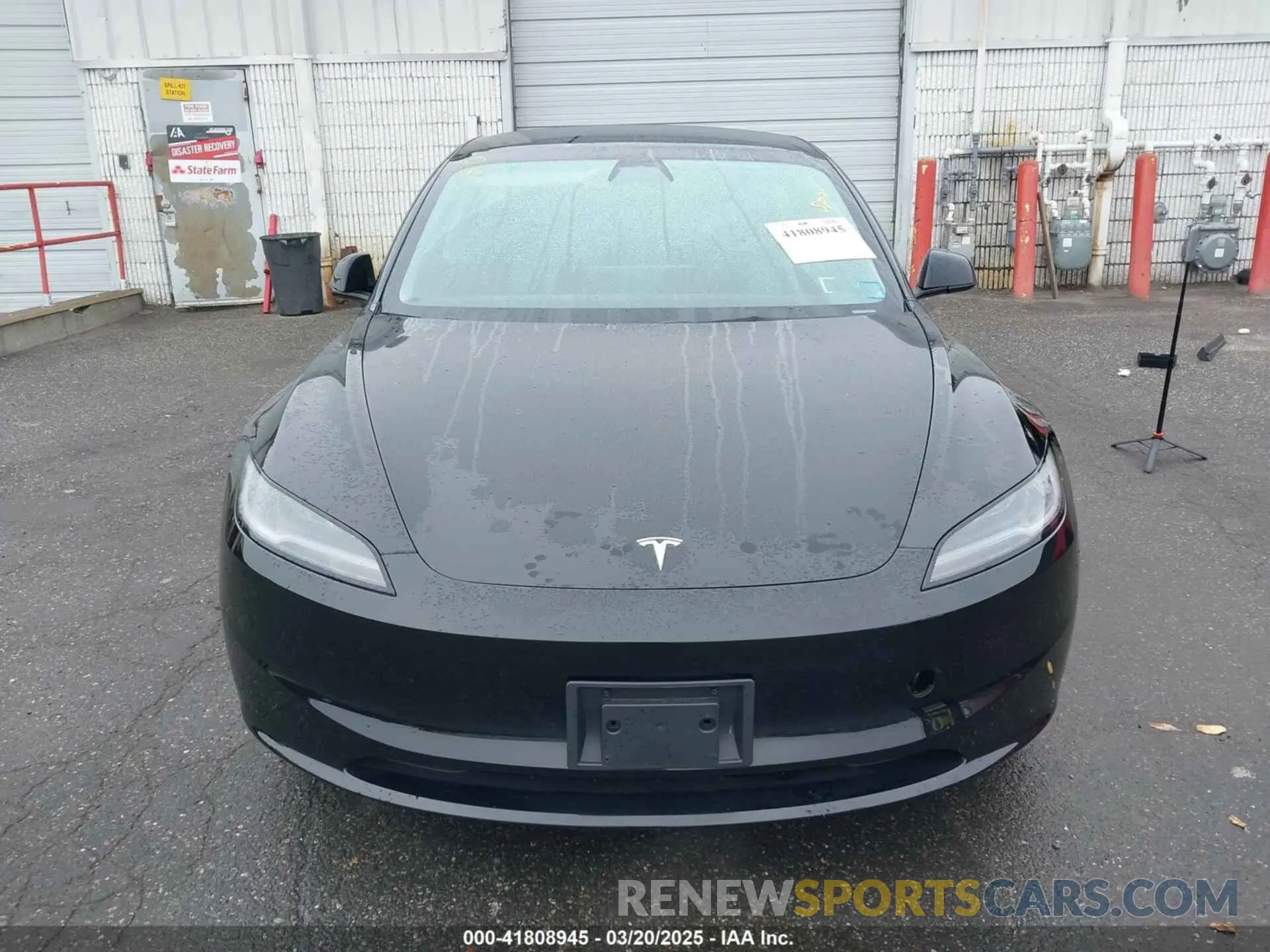 11 Photograph of a damaged car 5YJ3E1EBXRF768758 TESLA MODEL 3 2024