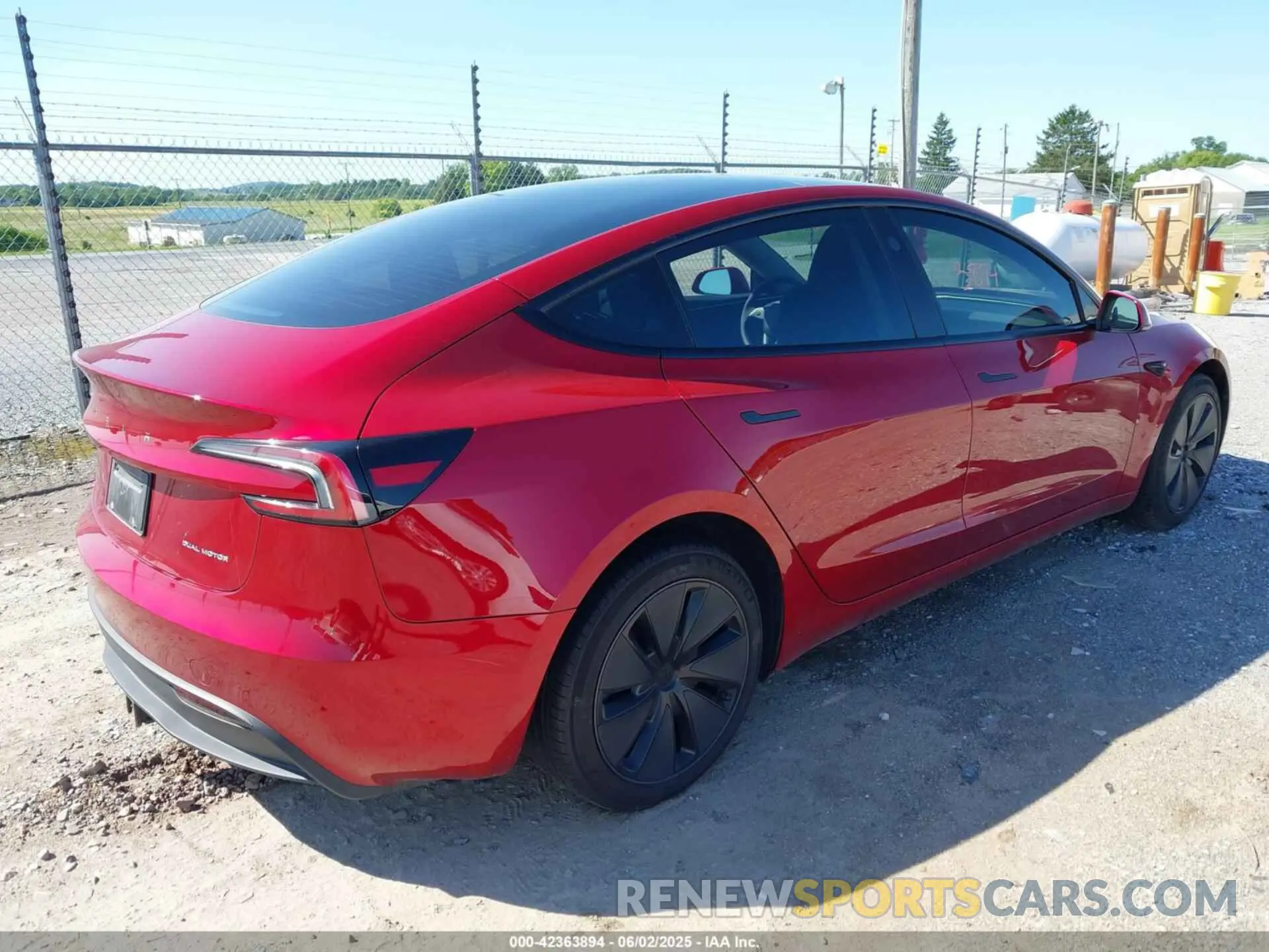 4 Photograph of a damaged car 5YJ3E1EBXRF818333 TESLA MODEL 3 2024