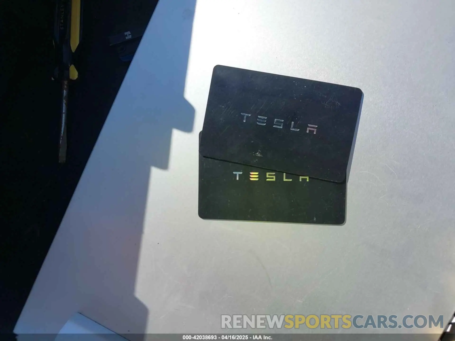 11 Photograph of a damaged car 5YJ3E1ET0RF900709 TESLA MODEL 3 2024