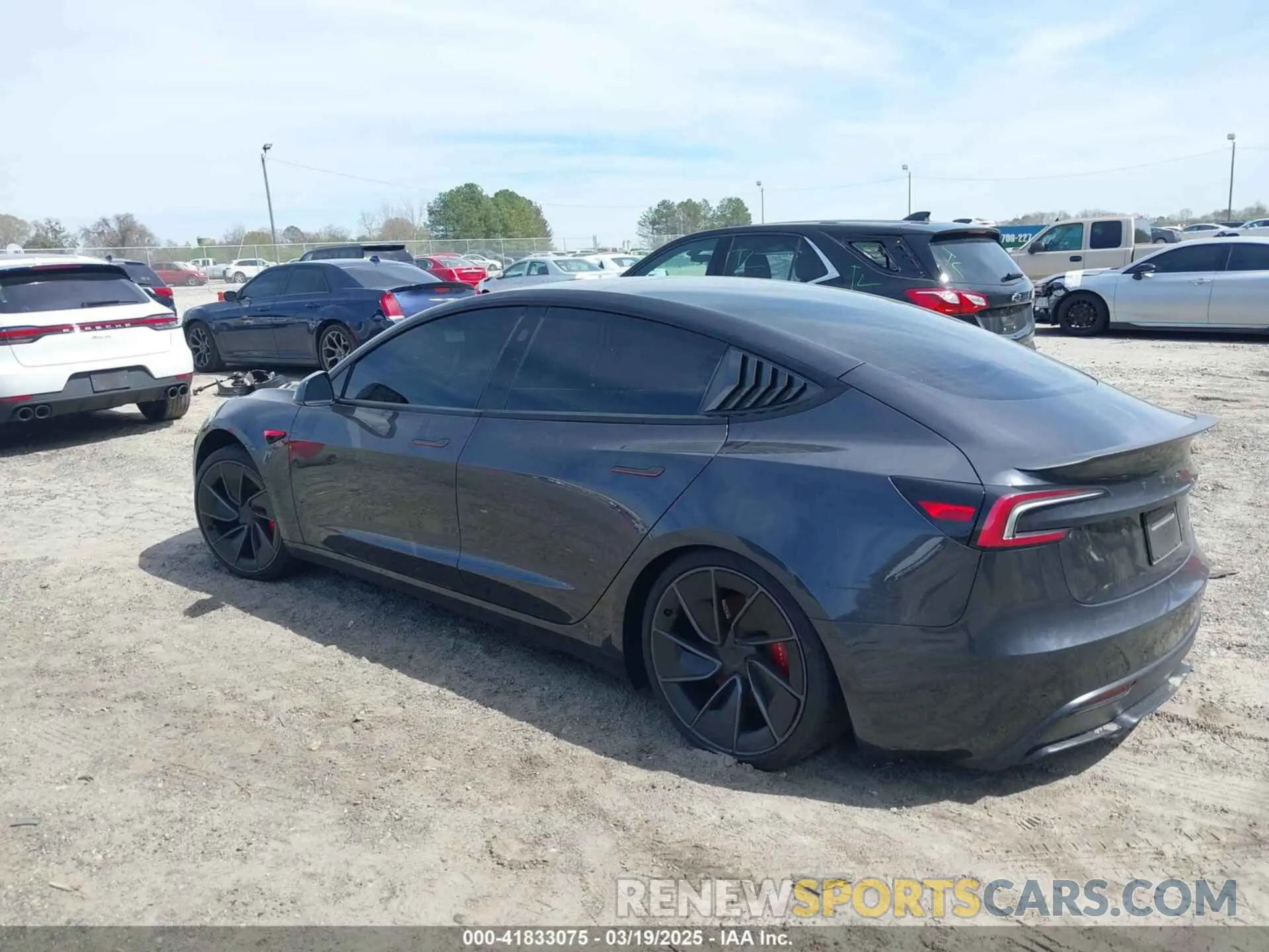 3 Фотография поврежденного автомобиля 5YJ3E1ET1RF830749 TESLA MODEL 3 2024