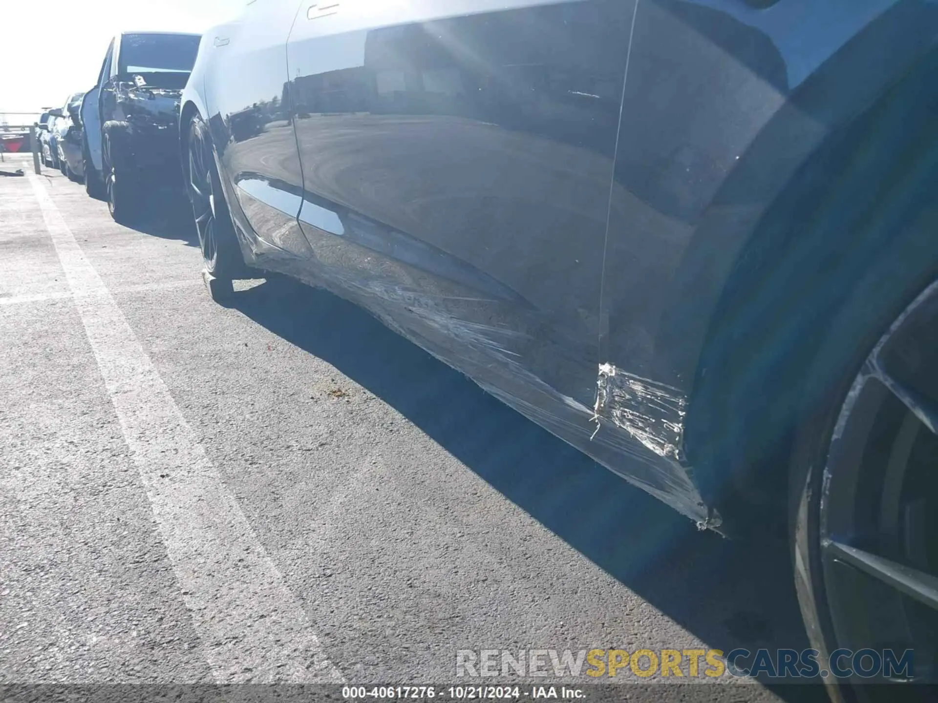 19 Photograph of a damaged car 5YJ3E1ET1RF856591 TESLA MODEL 3 2024