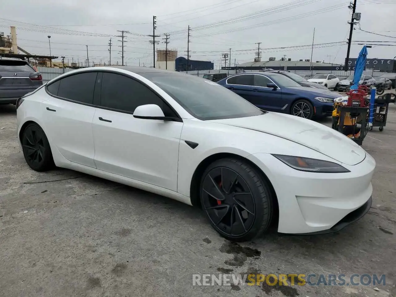 4 Фотография поврежденного автомобиля 5YJ3E1ET2RF790004 TESLA MODEL 3 2024