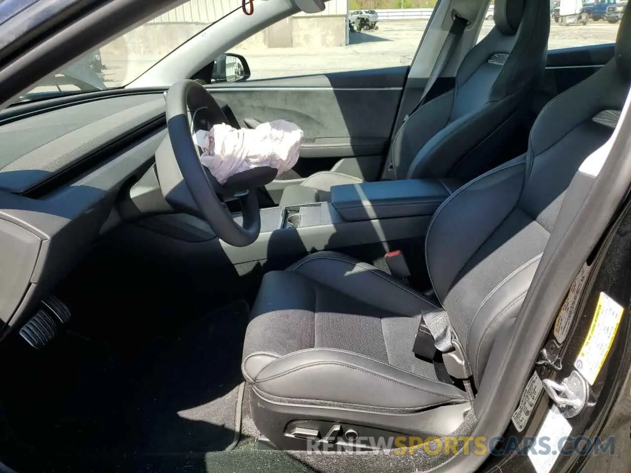 7 Photograph of a damaged car 5YJ3E1ET2RF891298 TESLA MODEL 3 2024