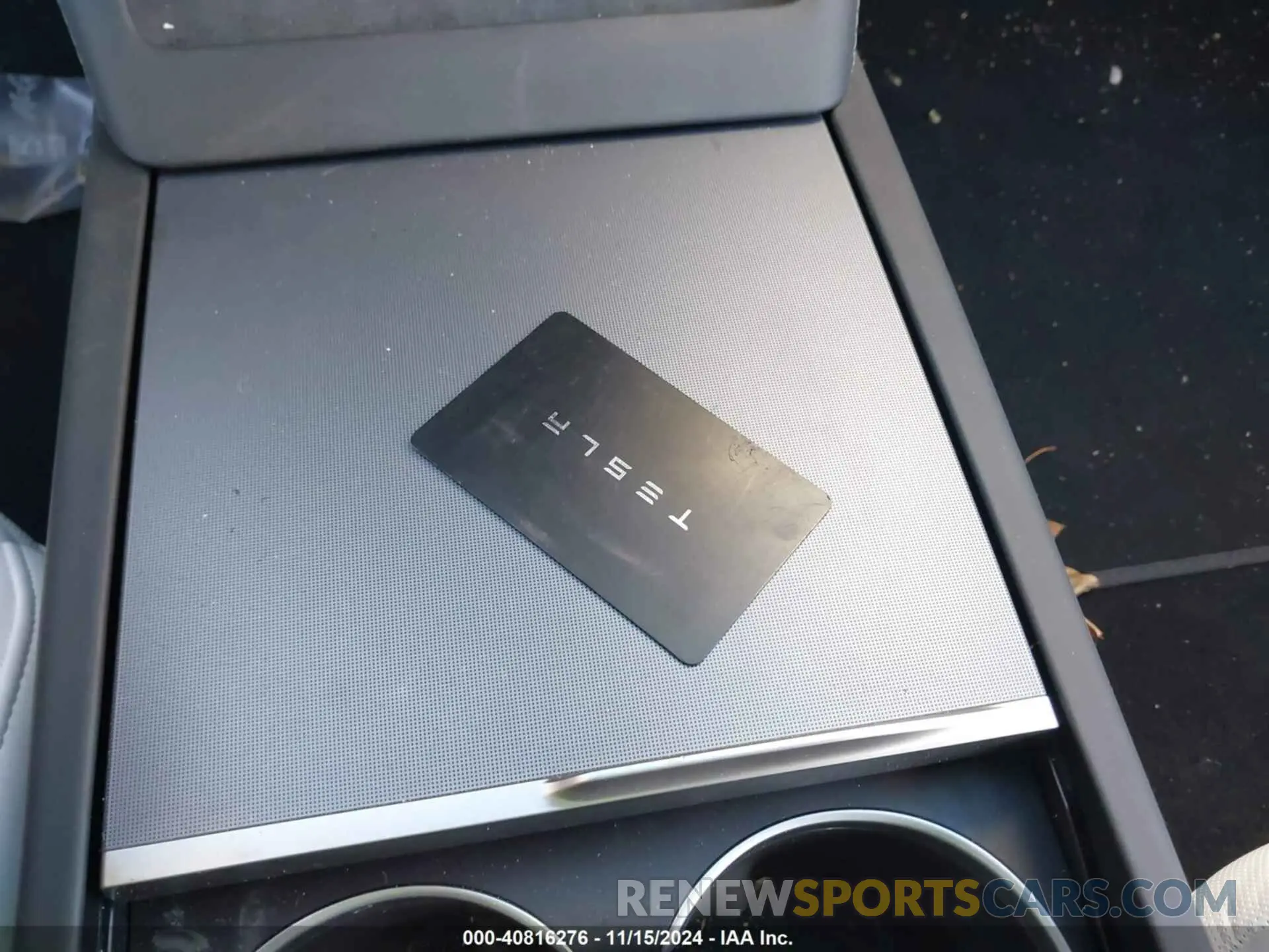 9 Photograph of a damaged car 5YJ3E1ET4RF868928 TESLA MODEL 3 2024