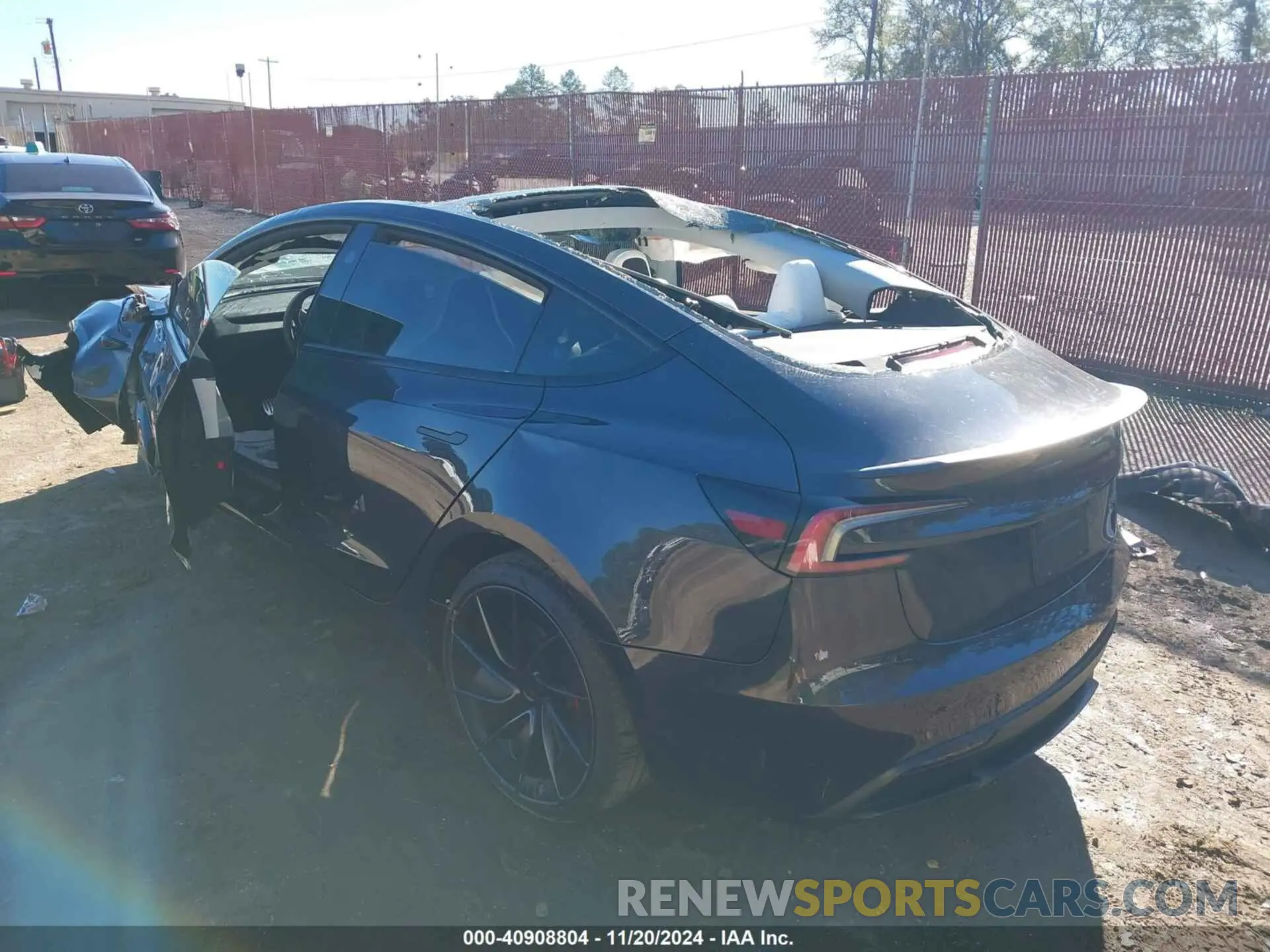3 Фотография поврежденного автомобиля 5YJ3E1ET6RF848843 TESLA MODEL 3 2024