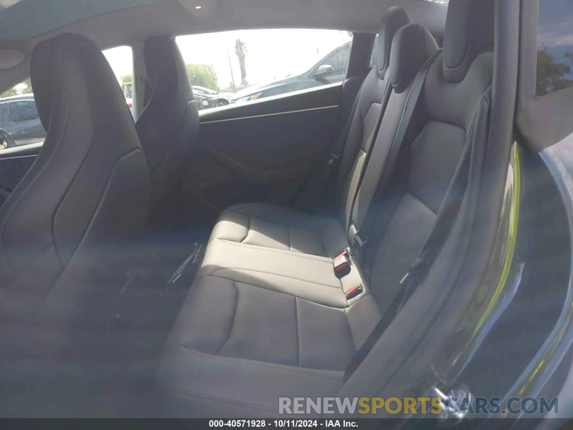 8 Фотография поврежденного автомобиля 5YJ3E1ET6RF871829 TESLA MODEL 3 2024