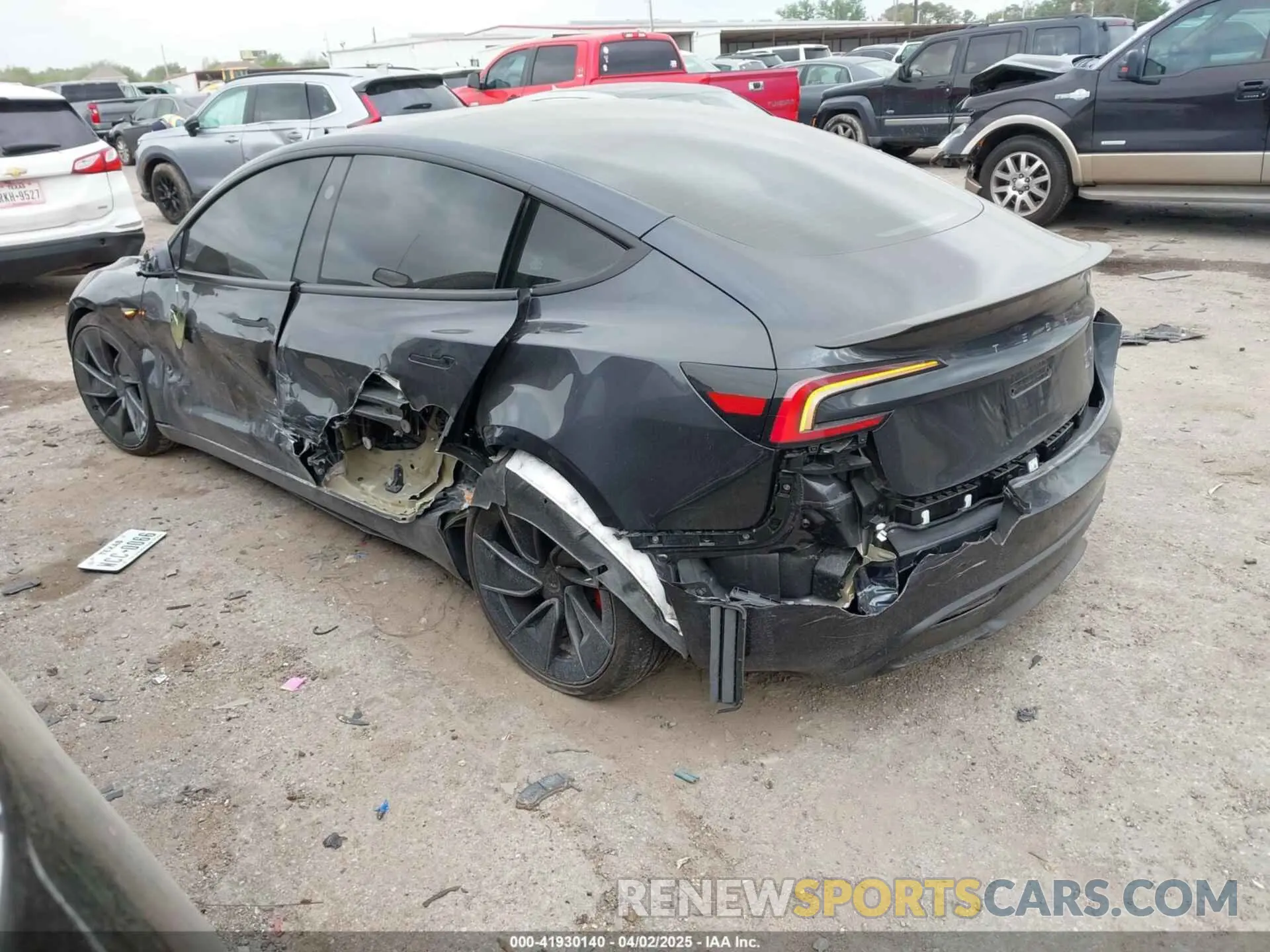 3 Photograph of a damaged car 5YJ3E1ET7RF870477 TESLA MODEL 3 2024