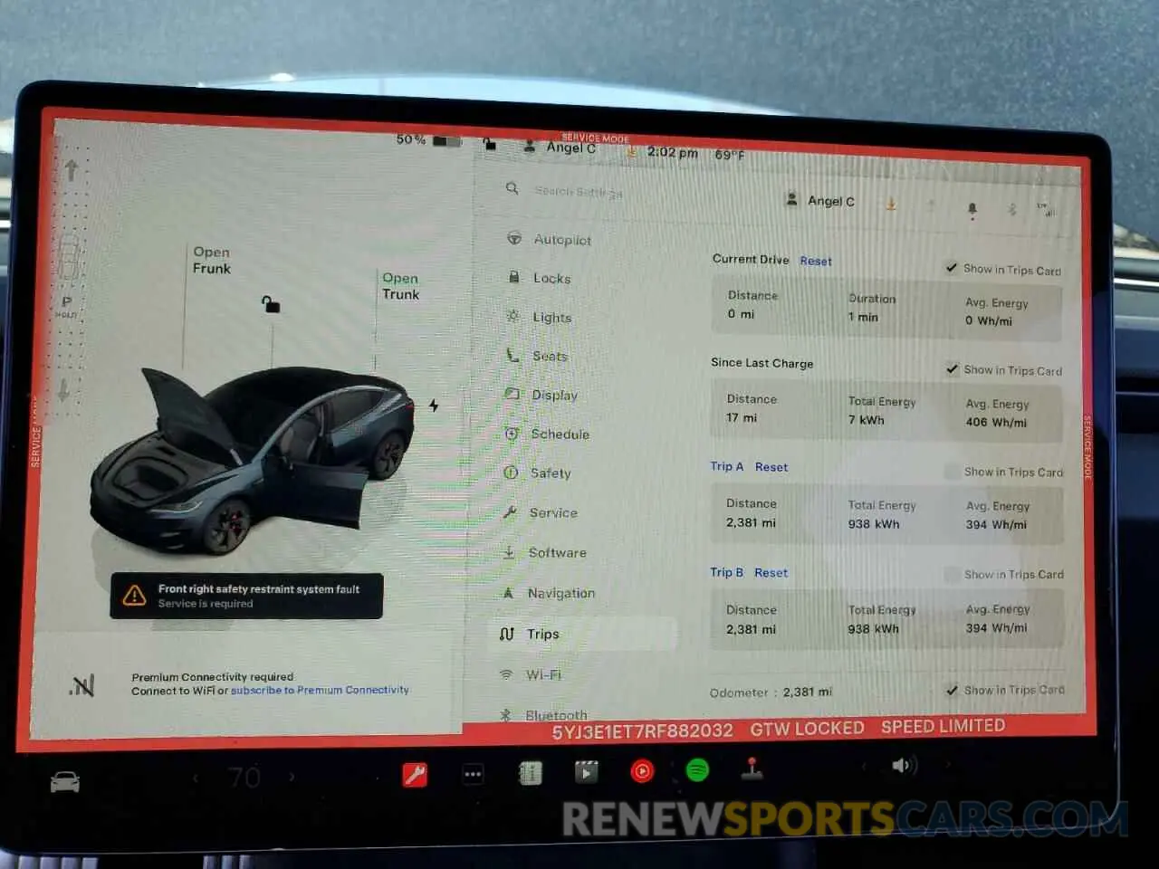 9 Photograph of a damaged car 5YJ3E1ET7RF882032 TESLA MODEL 3 2024