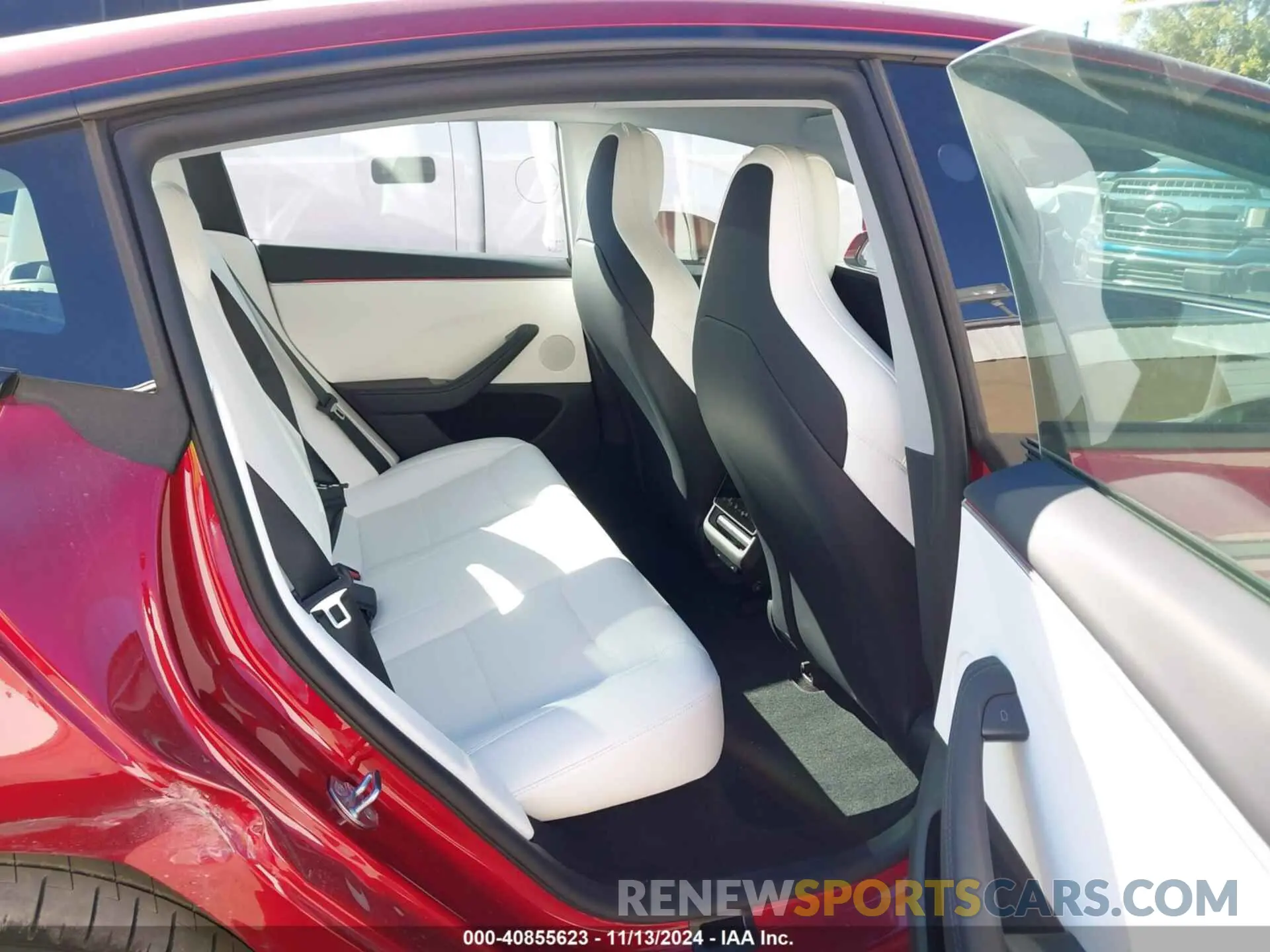 8 Фотография поврежденного автомобиля 5YJ3E1ET8RF865837 TESLA MODEL 3 2024