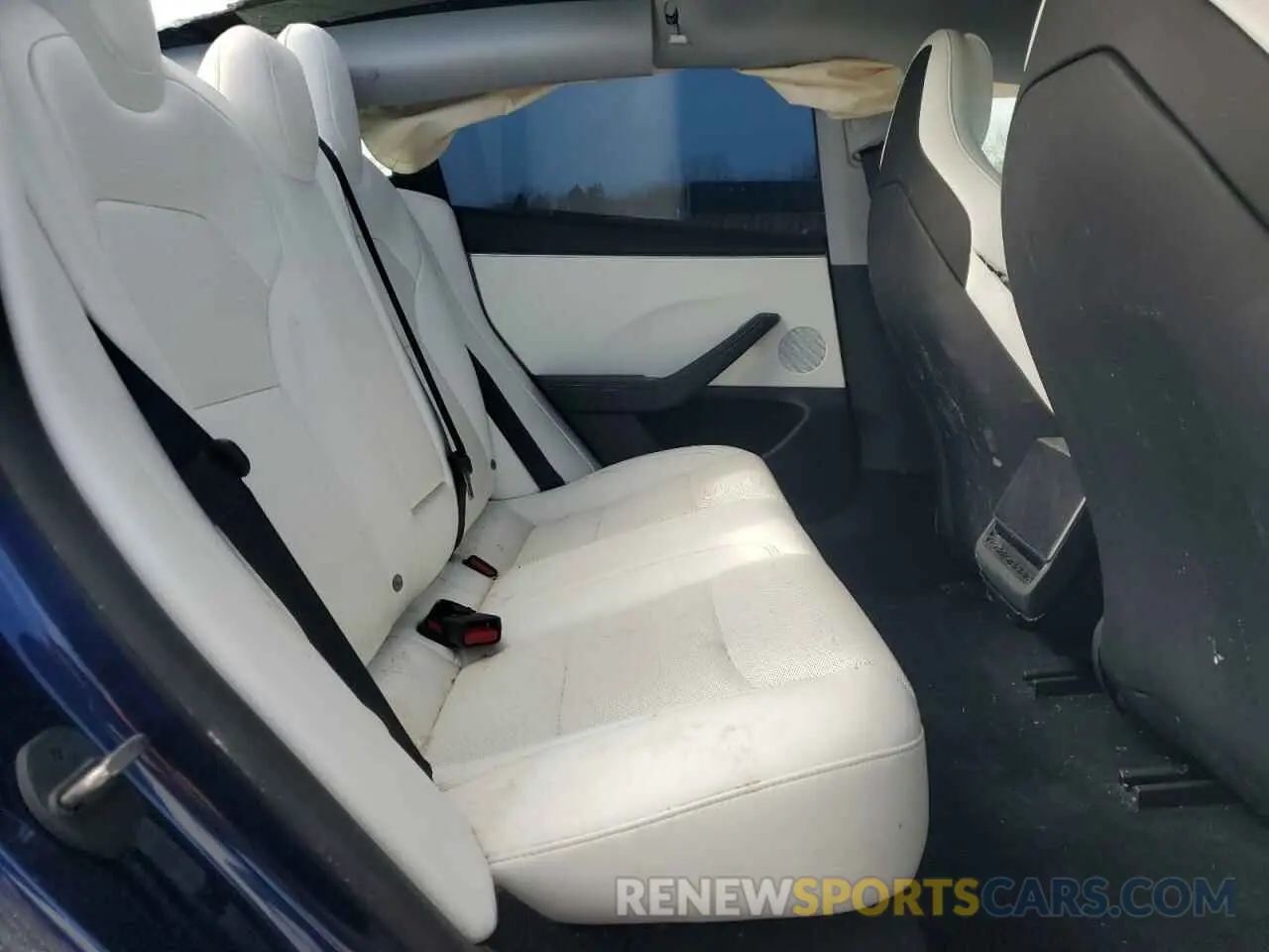 10 Фотография поврежденного автомобиля 5YJ3E1ET9RF853227 TESLA MODEL 3 2024