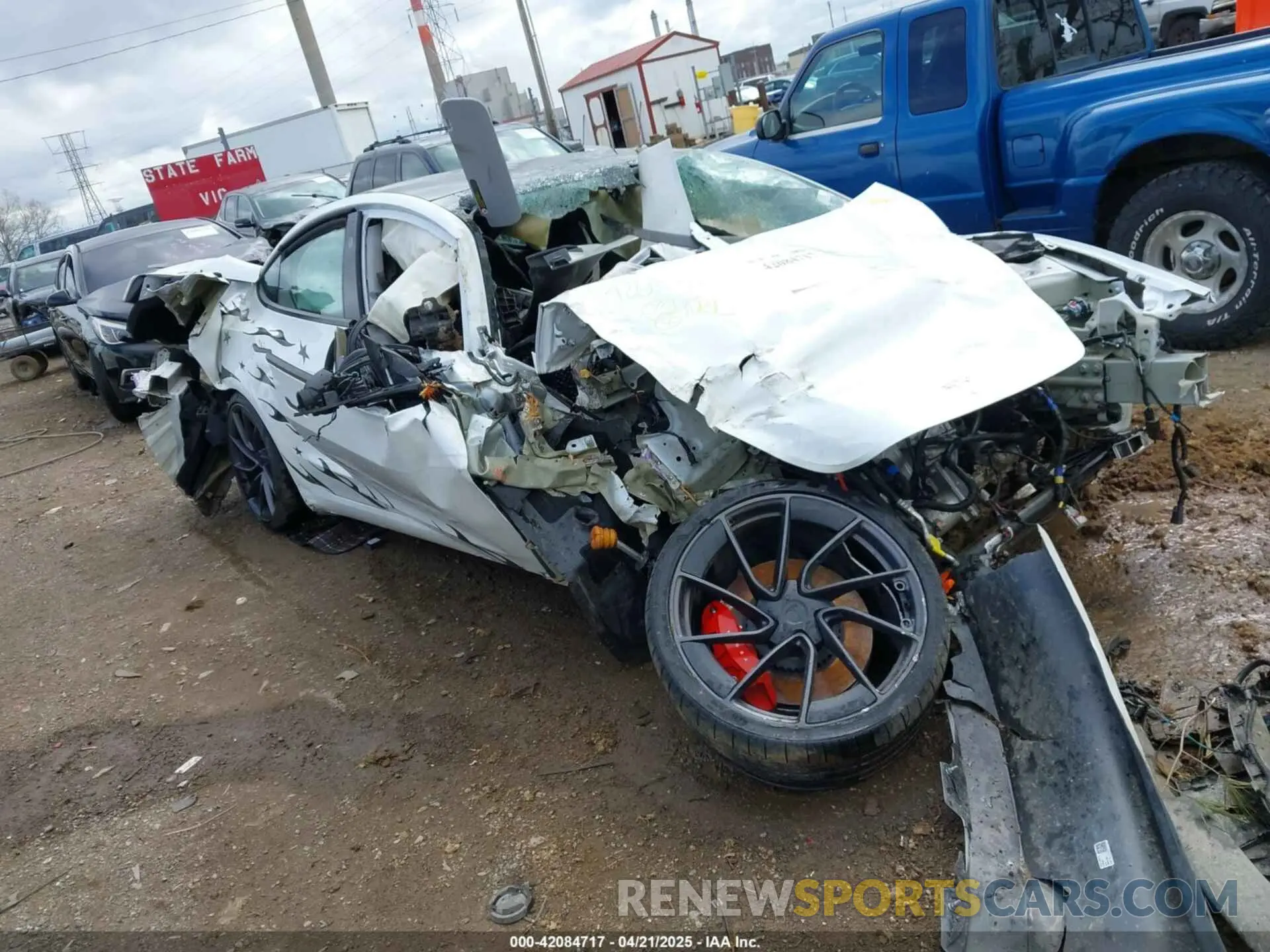 1 Фотография поврежденного автомобиля 5YJ3E1ETXRF820656 TESLA MODEL 3 2024