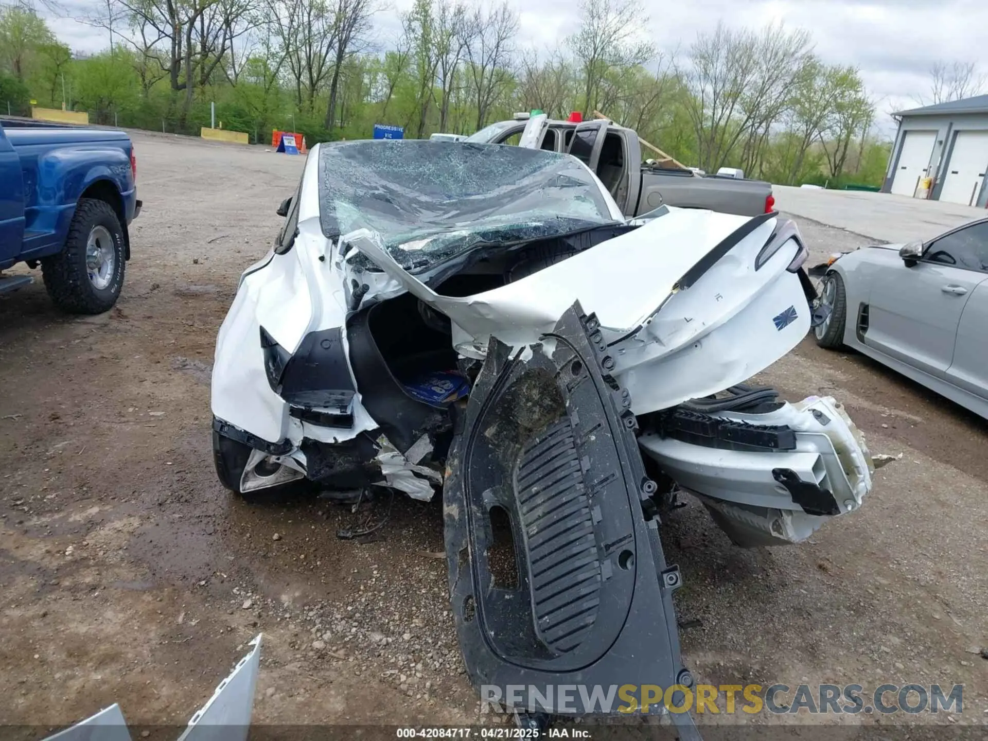 16 Фотография поврежденного автомобиля 5YJ3E1ETXRF820656 TESLA MODEL 3 2024