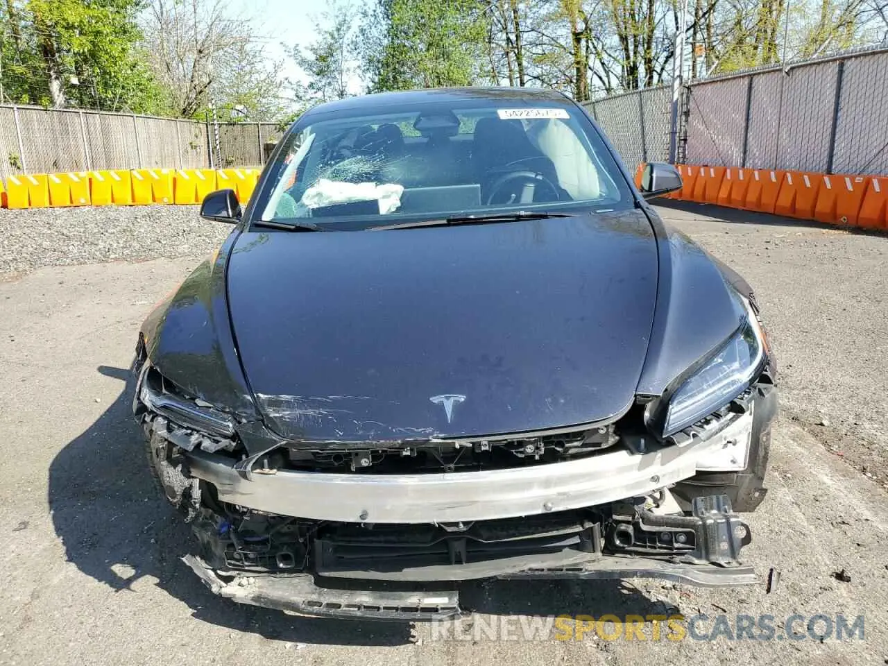 5 Фотография поврежденного автомобиля 5YJ3E1ETXRF855391 TESLA MODEL 3 2024