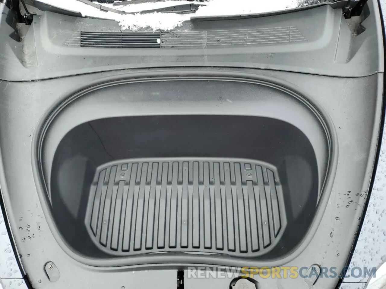 11 Photograph of a damaged car LRW3E7EBXRC135559 TESLA MODEL 3 2024