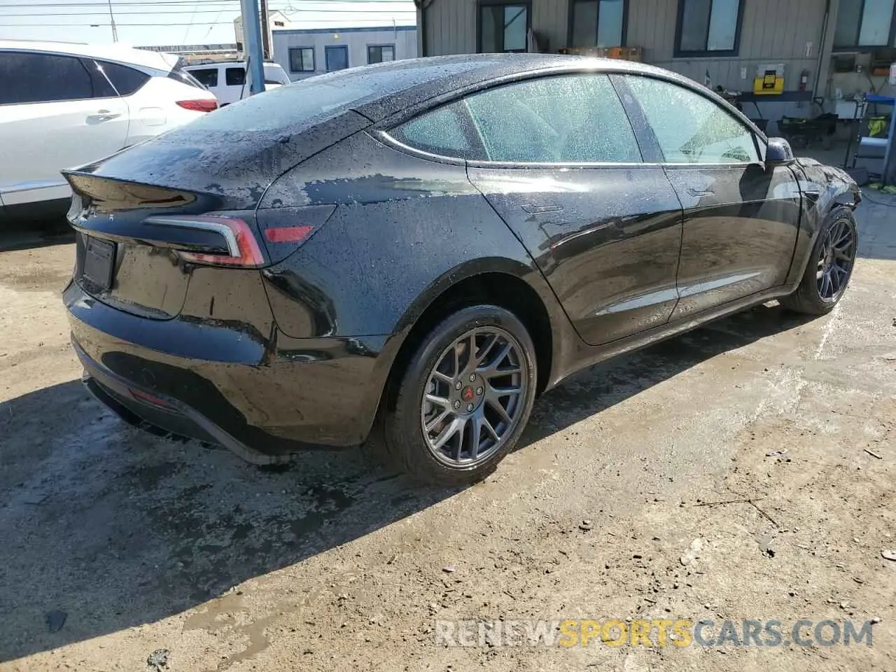 3 Фотография поврежденного автомобиля 5YJ3E1EA0SF902836 TESLA MODEL 3 2025