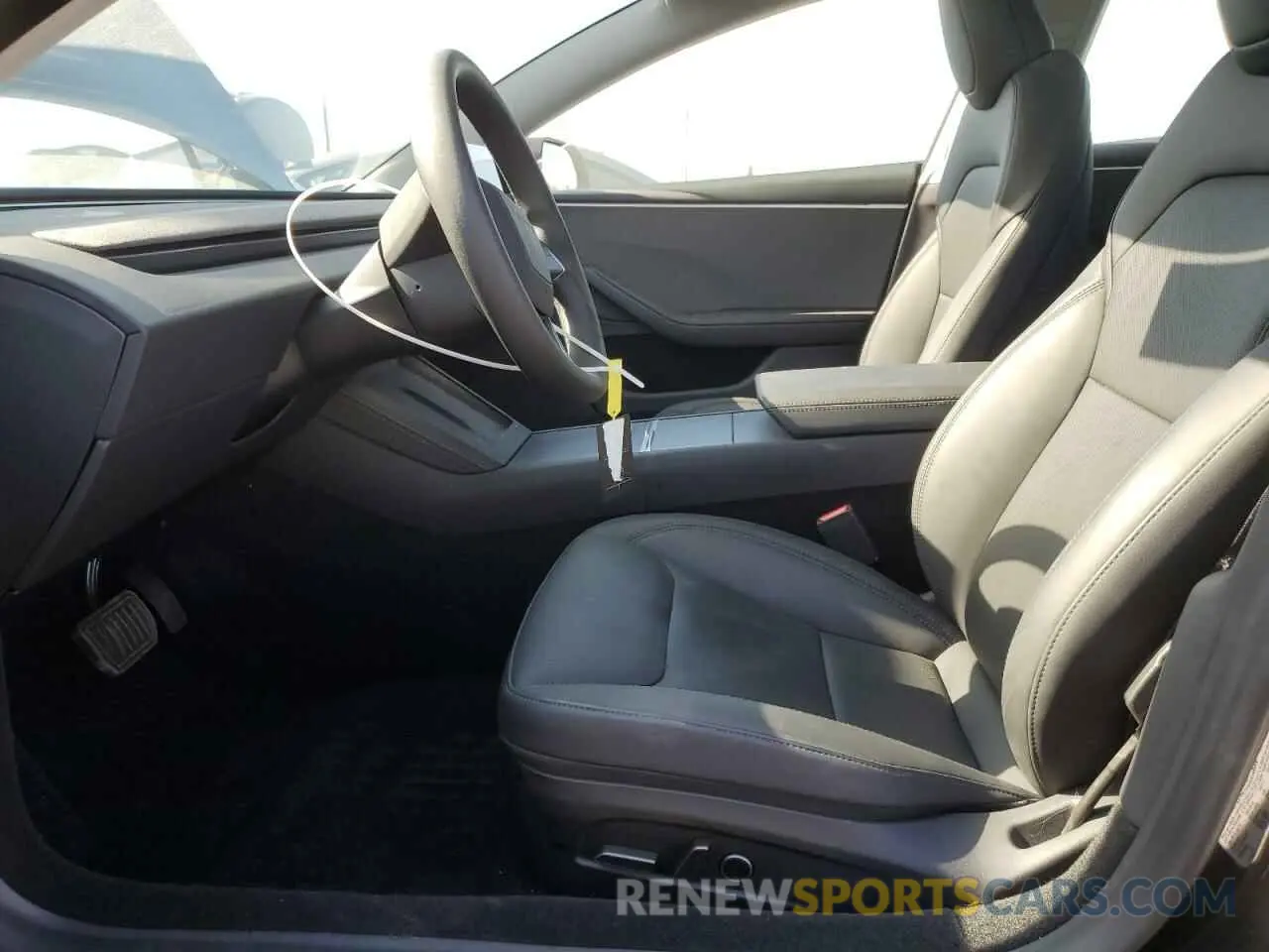 7 Фотография поврежденного автомобиля 5YJ3E1EA0SF902836 TESLA MODEL 3 2025